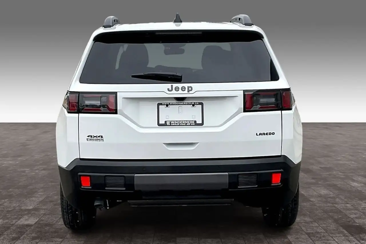 Jeep Cherokee снимка Jeep Cherokee