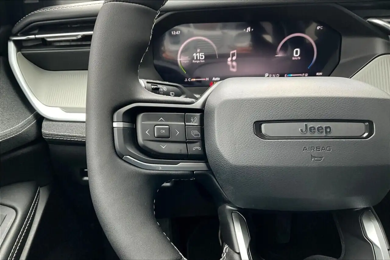 Jeep Cherokee снимка Jeep Cherokee