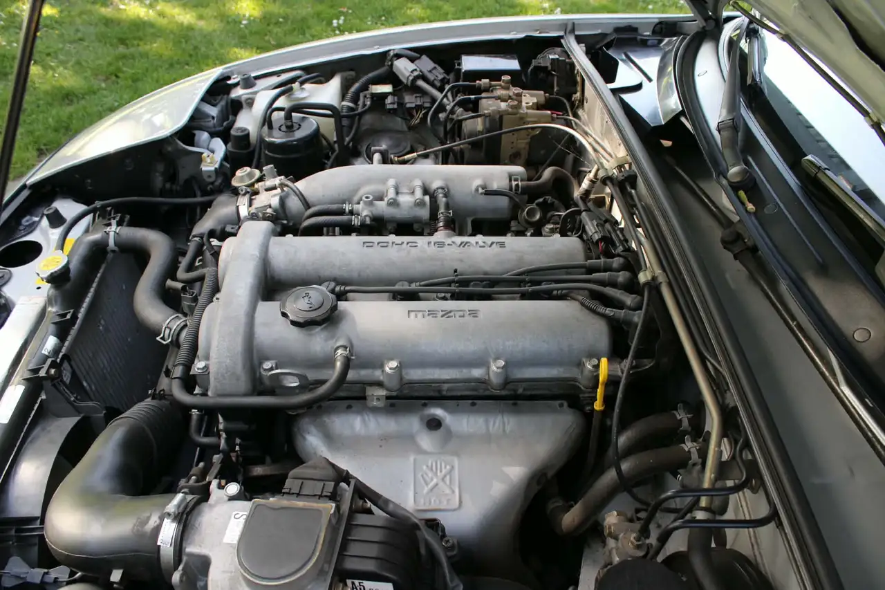 Mazda MX-5 1.6i 16v, foto 8