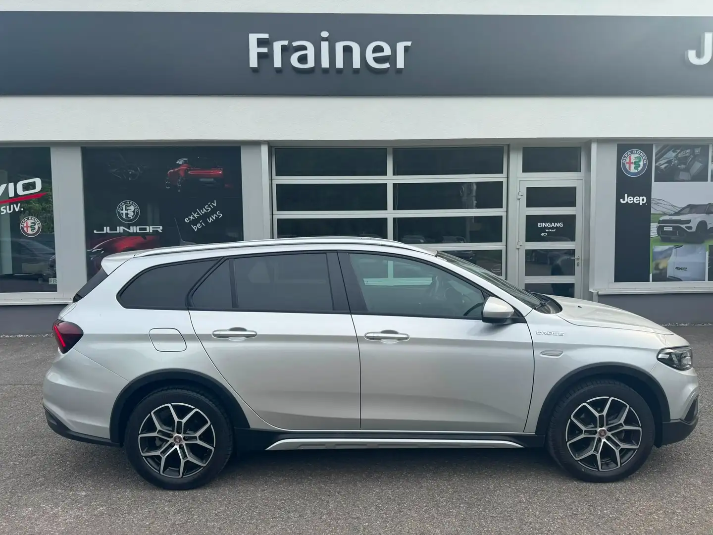 Fiat Tipo Cross Kombi Hybrid eDCT7 130PS Silber - 2