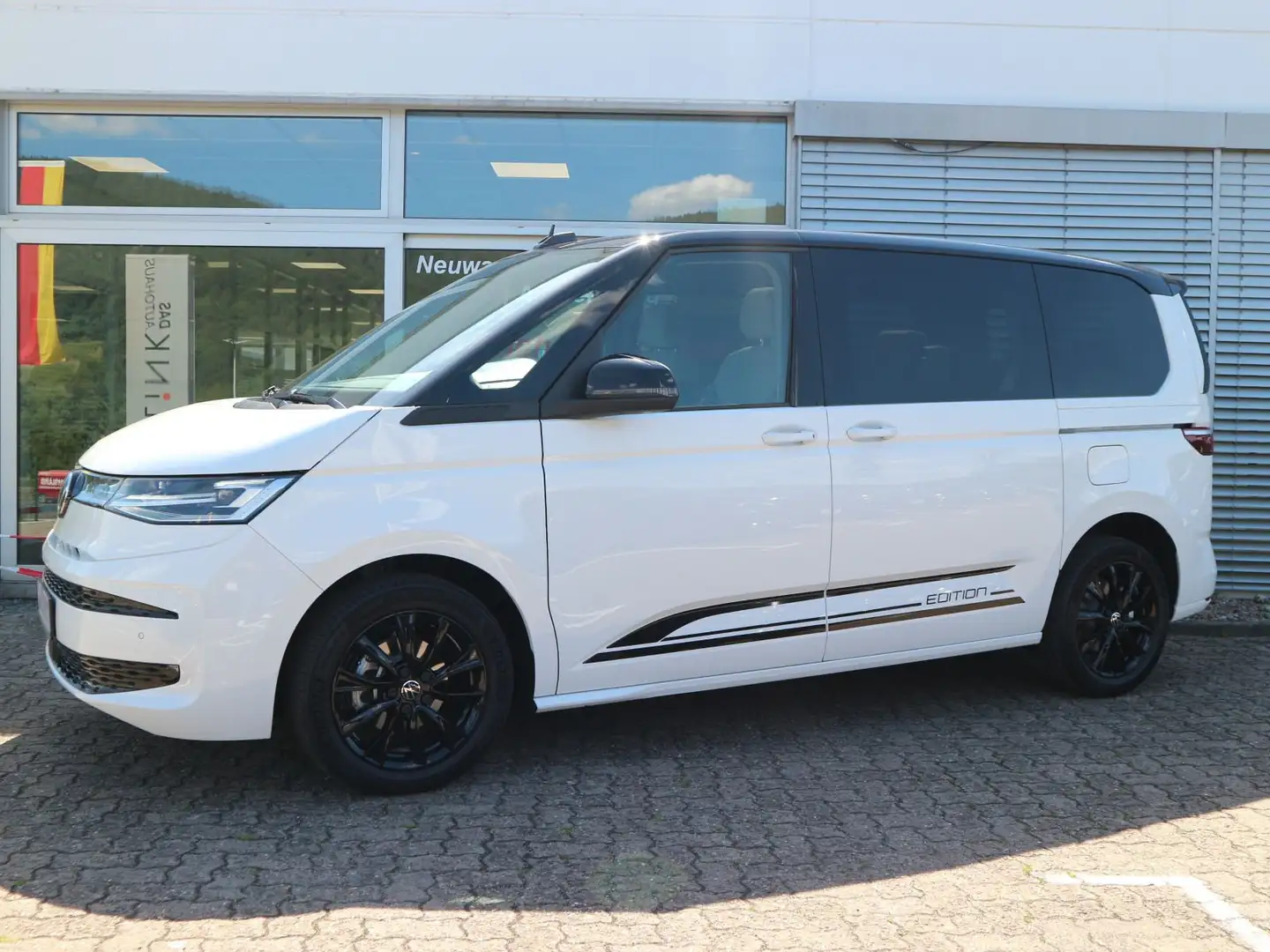 Volkswagen T7 Multivan T7 Multivan EDITION 2,0 TDI DSG PANO STANDHZ AHK Weiß - 2