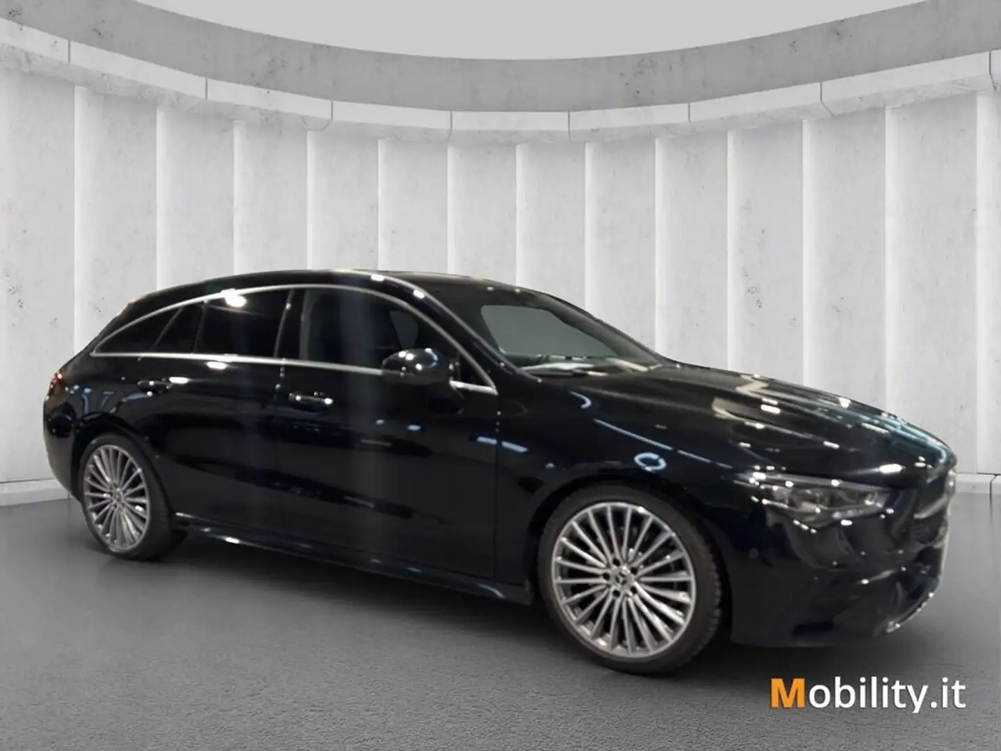 Mercedes-Benz CLA 200 Shooting Brake d Progressive Advanced Plus auto Nero - 2