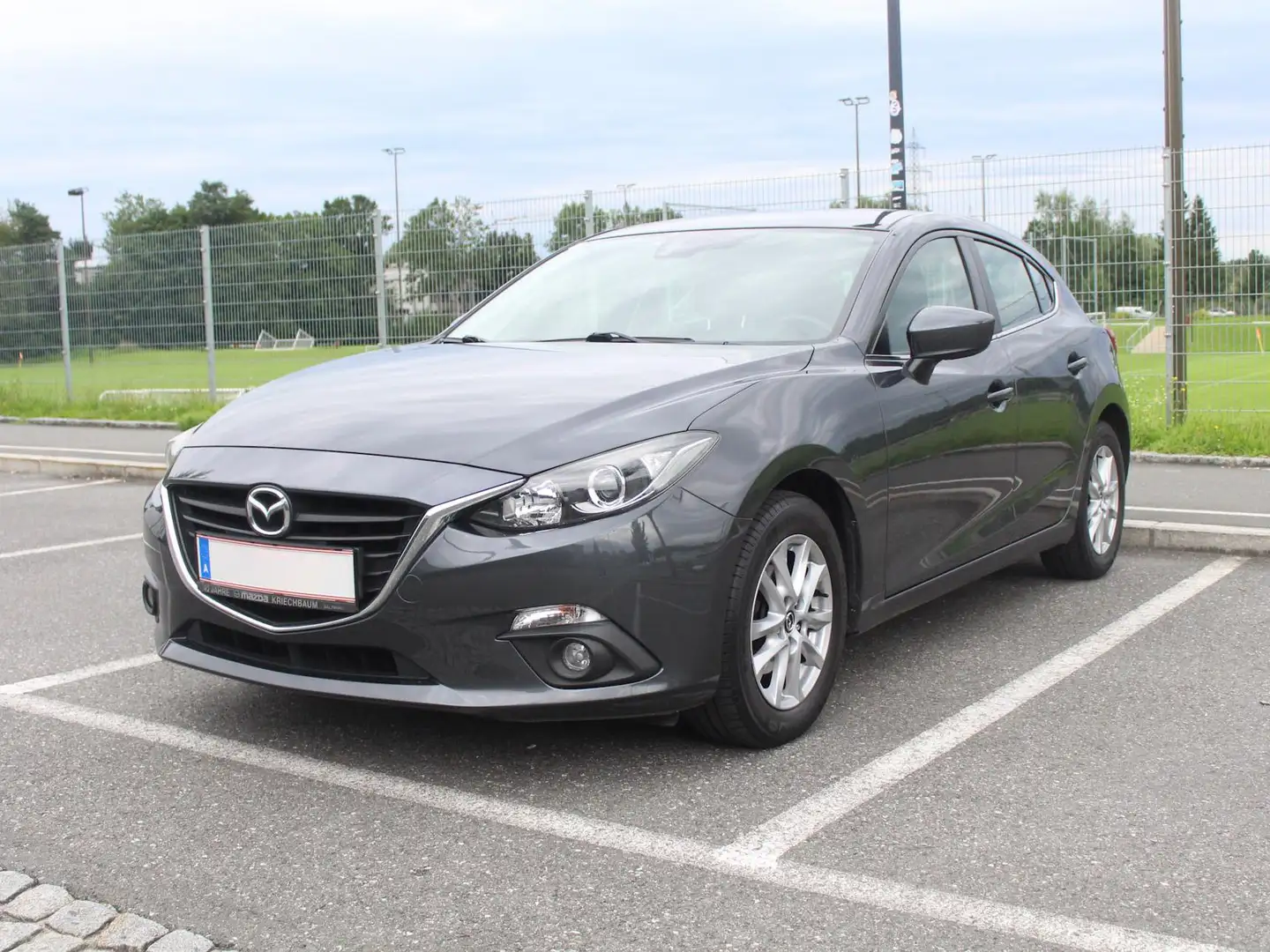 Mazda 3 Mazda 3 Sport G100 - Pickerl 09/26 - 10.000€ VB Grau - 1