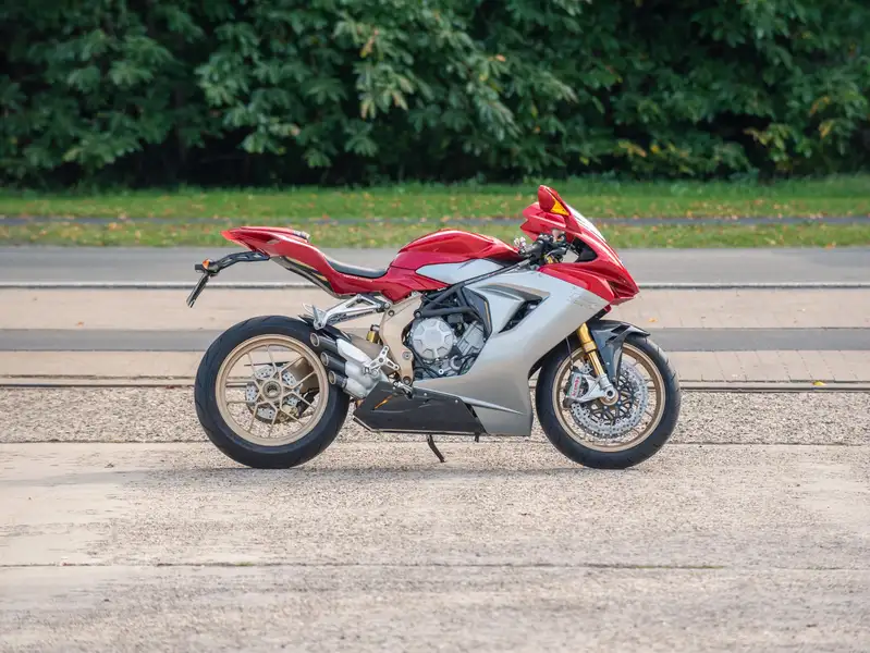 MV Agusta F3 - foto 5