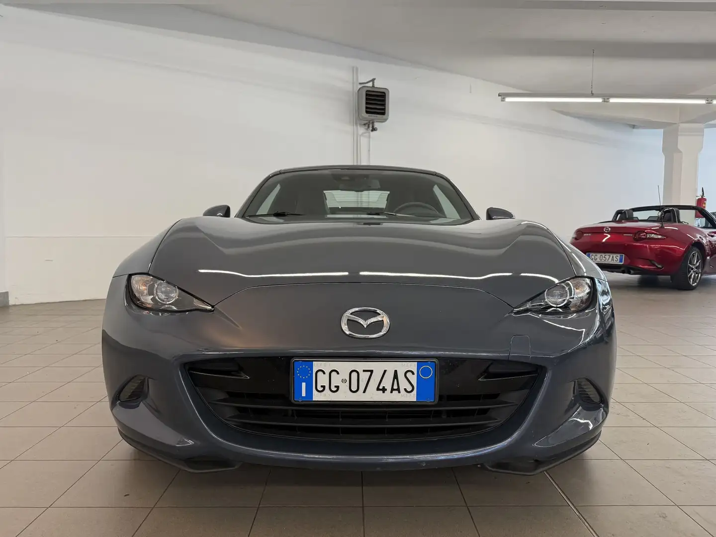Mazda MX-5 MX-5 2.0L Skyactiv-G RF Sport 2.0 Grigio - 2