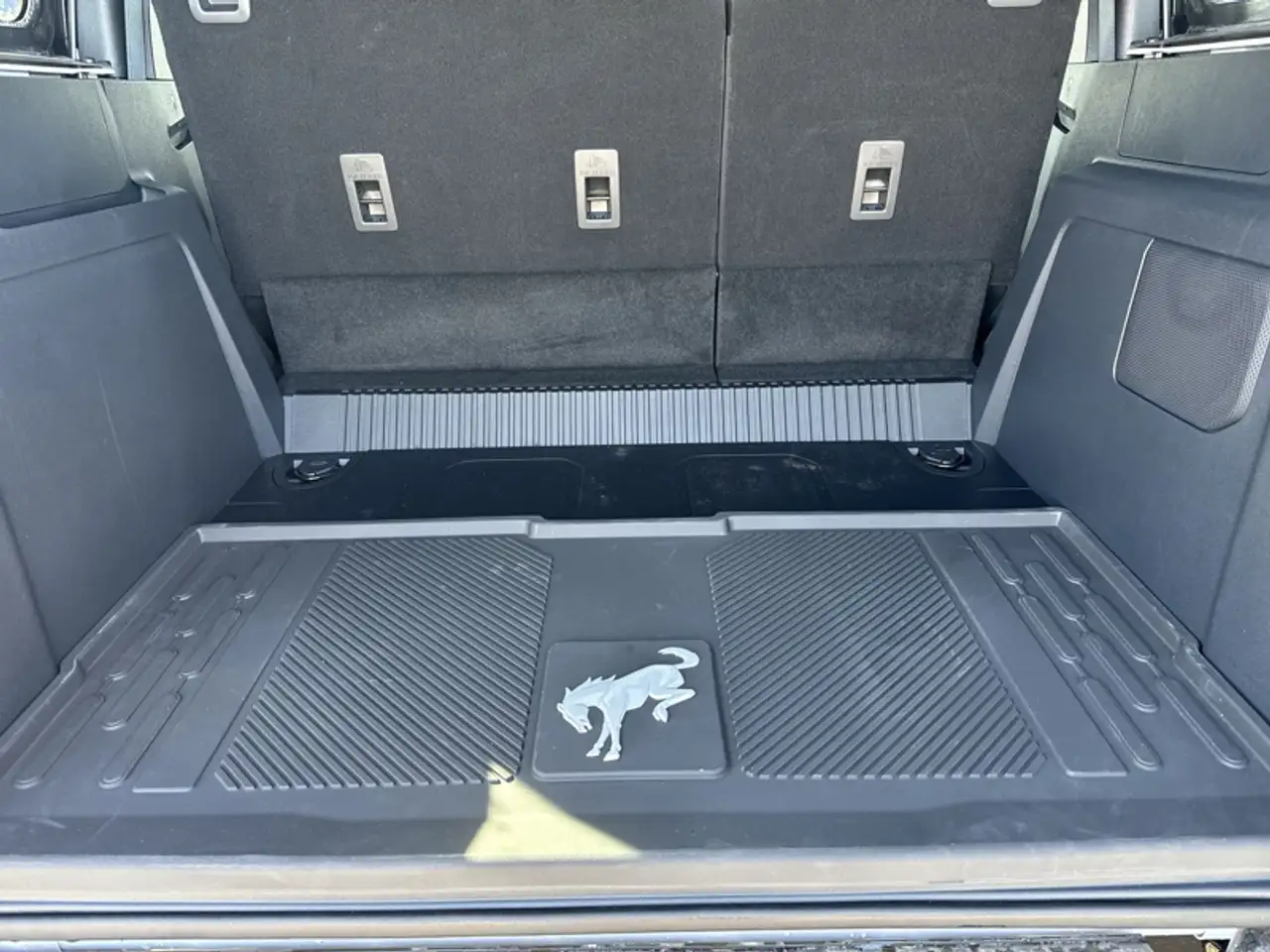 Ford Bronco снимка Ford Bronco