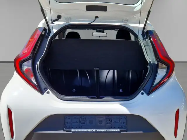 Toyota Aygo X view 9