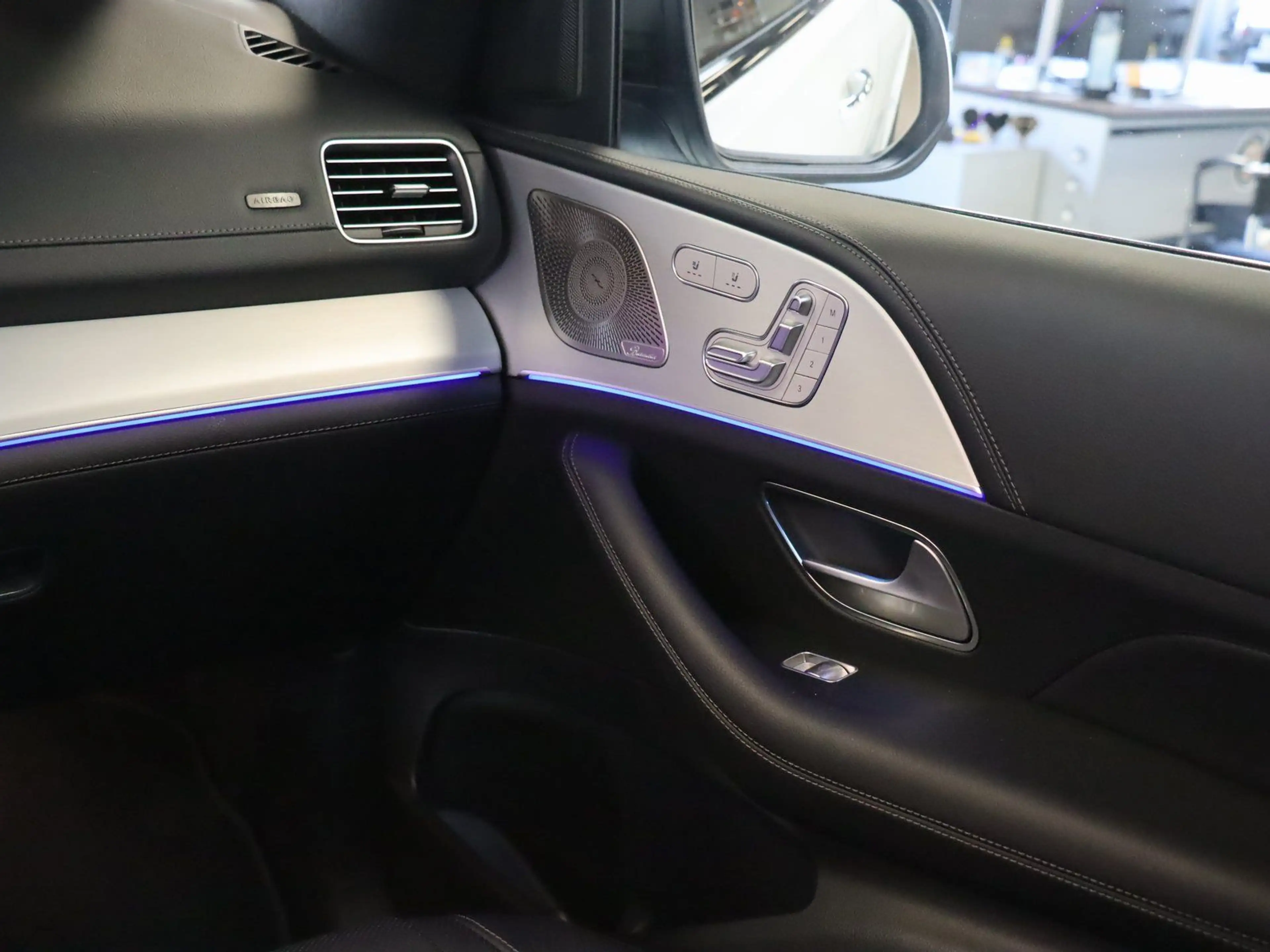 Mercedes-Benz GLS 450 d 4M AMG Pano/AHK/Fahrassi/Airmatic/LED — photo 15