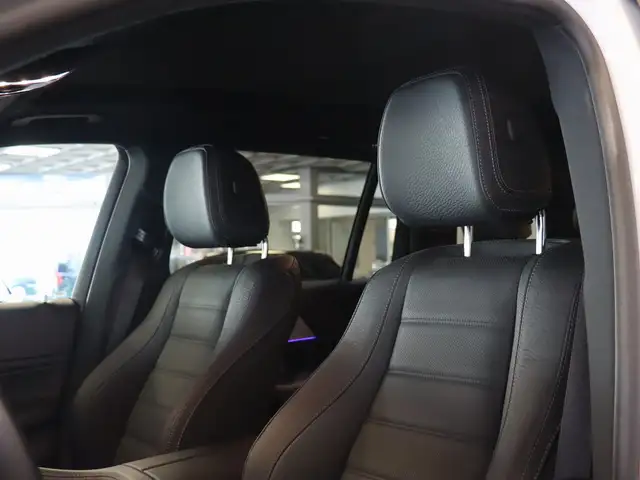 Mercedes-Benz GLS view 12