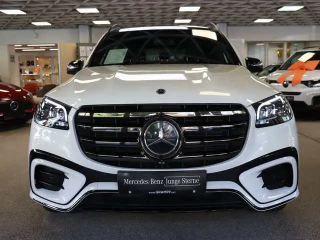Mercedes-Benz GLS view 2