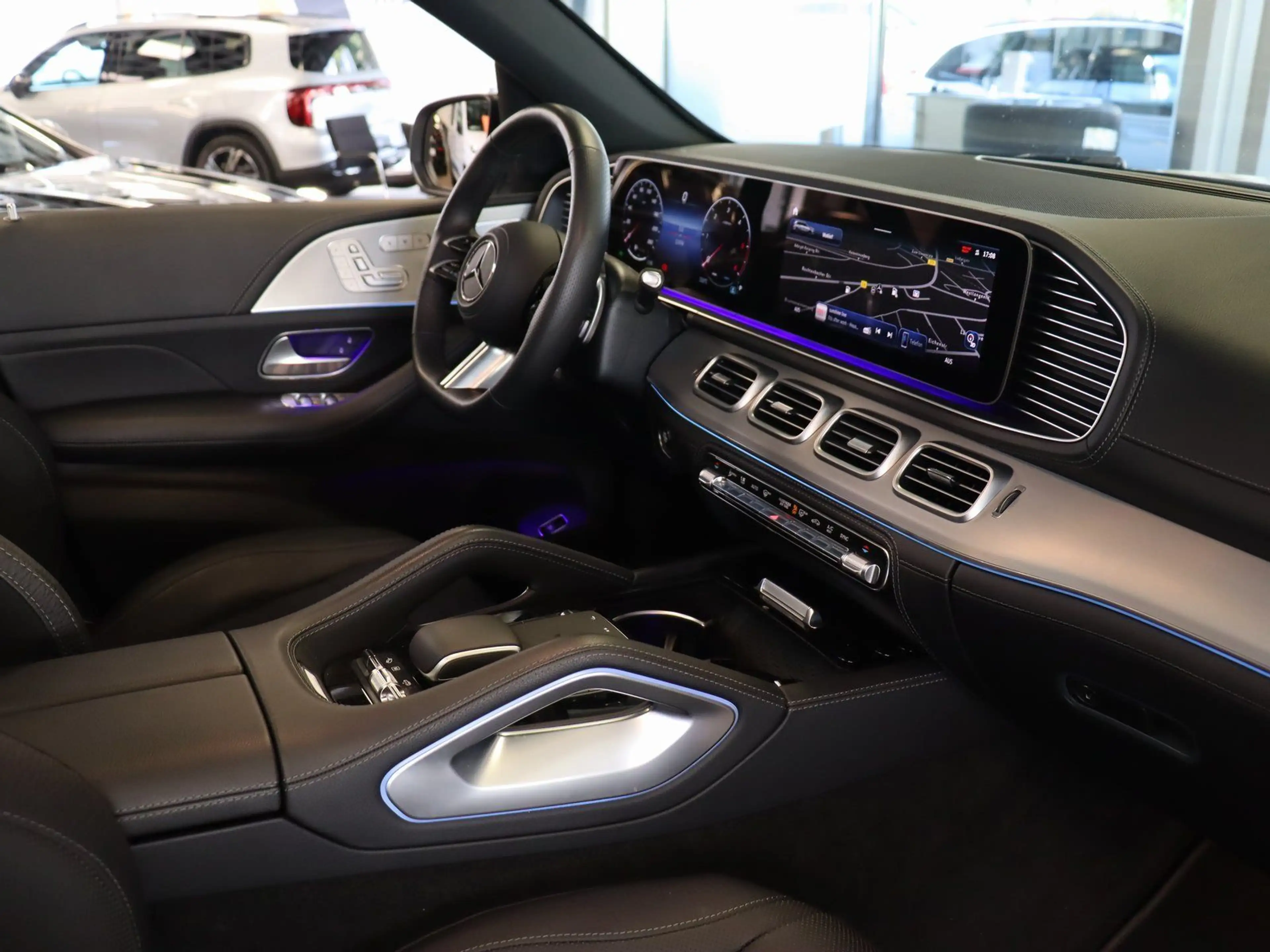 Mercedes-Benz GLS 450 d 4M AMG Pano/AHK/Fahrassi/Airmatic/LED — photo 32