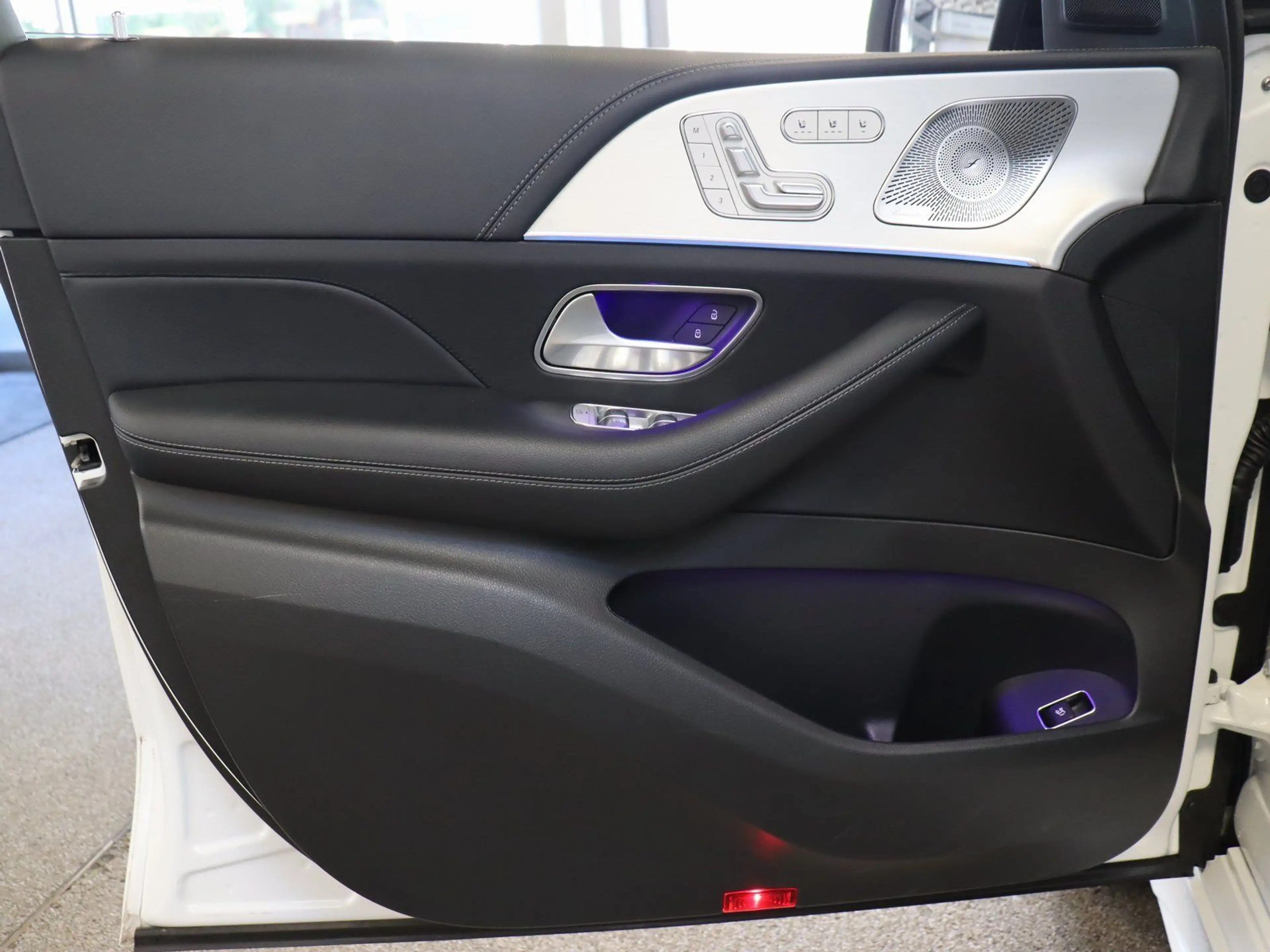 Mercedes-Benz GLS 450 d 4M AMG Pano/AHK/Fahrassi/Airmatic/LED — photo 9