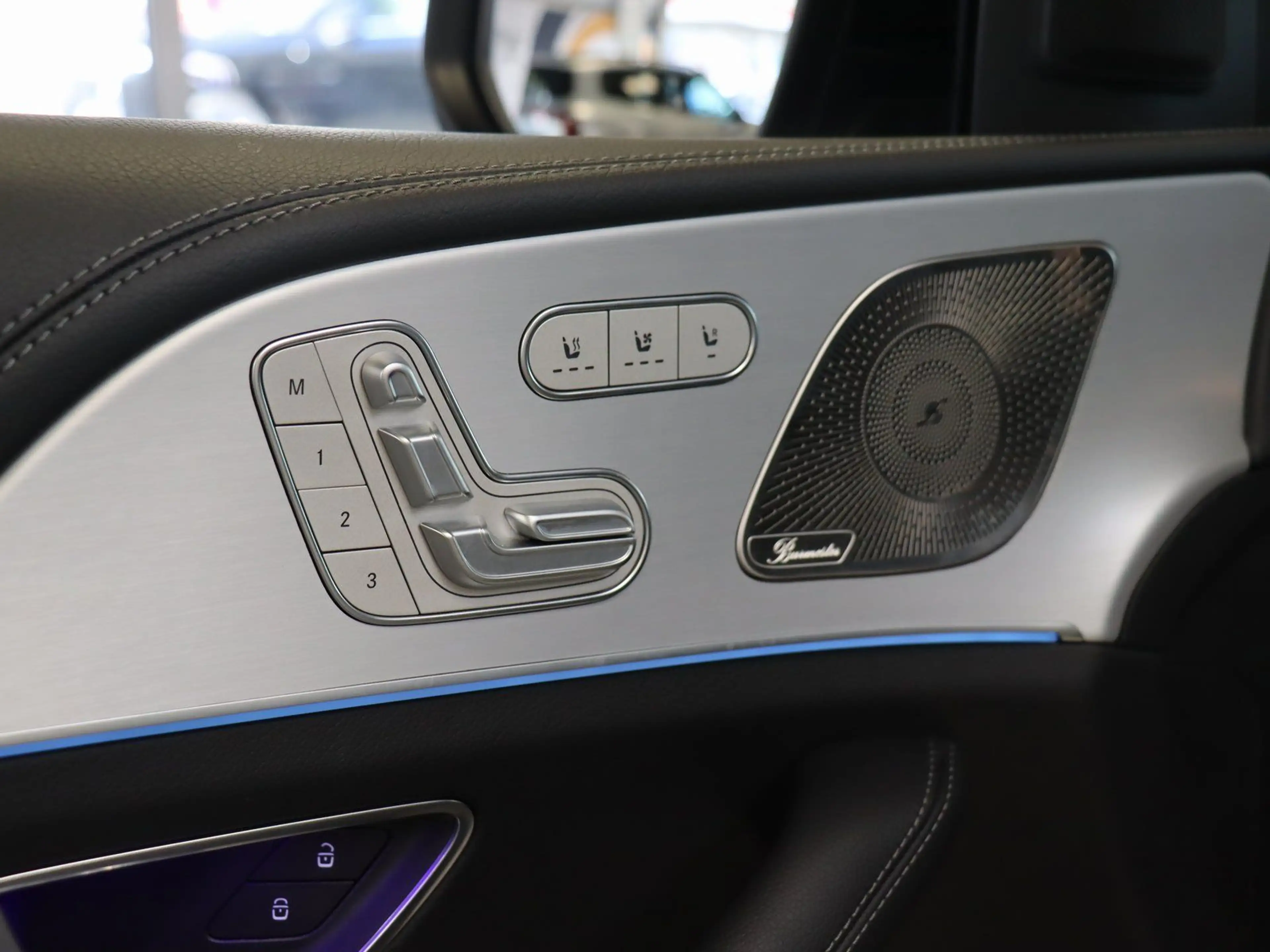 Mercedes-Benz GLS 450 d 4M AMG Pano/AHK/Fahrassi/Airmatic/LED — photo 10