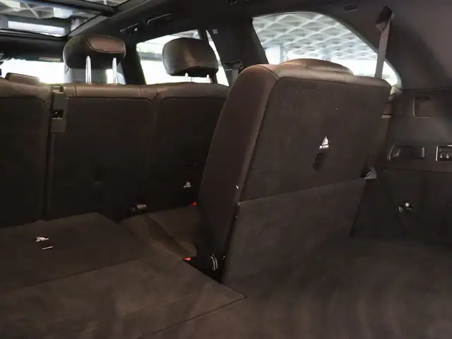 Mercedes-Benz GLS view 29