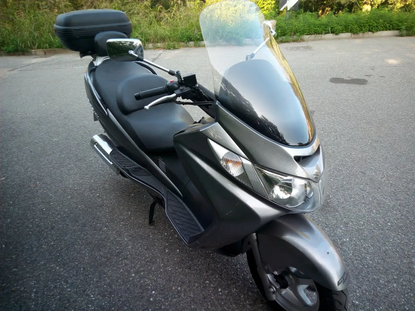 Suzuki Burgman 400 - 1