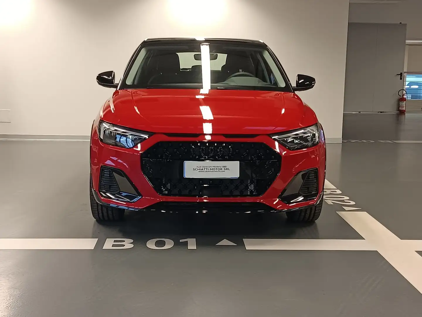 Audi A1 allstreet 30 TFSI S tronic Identity Contrast Rosso - 2