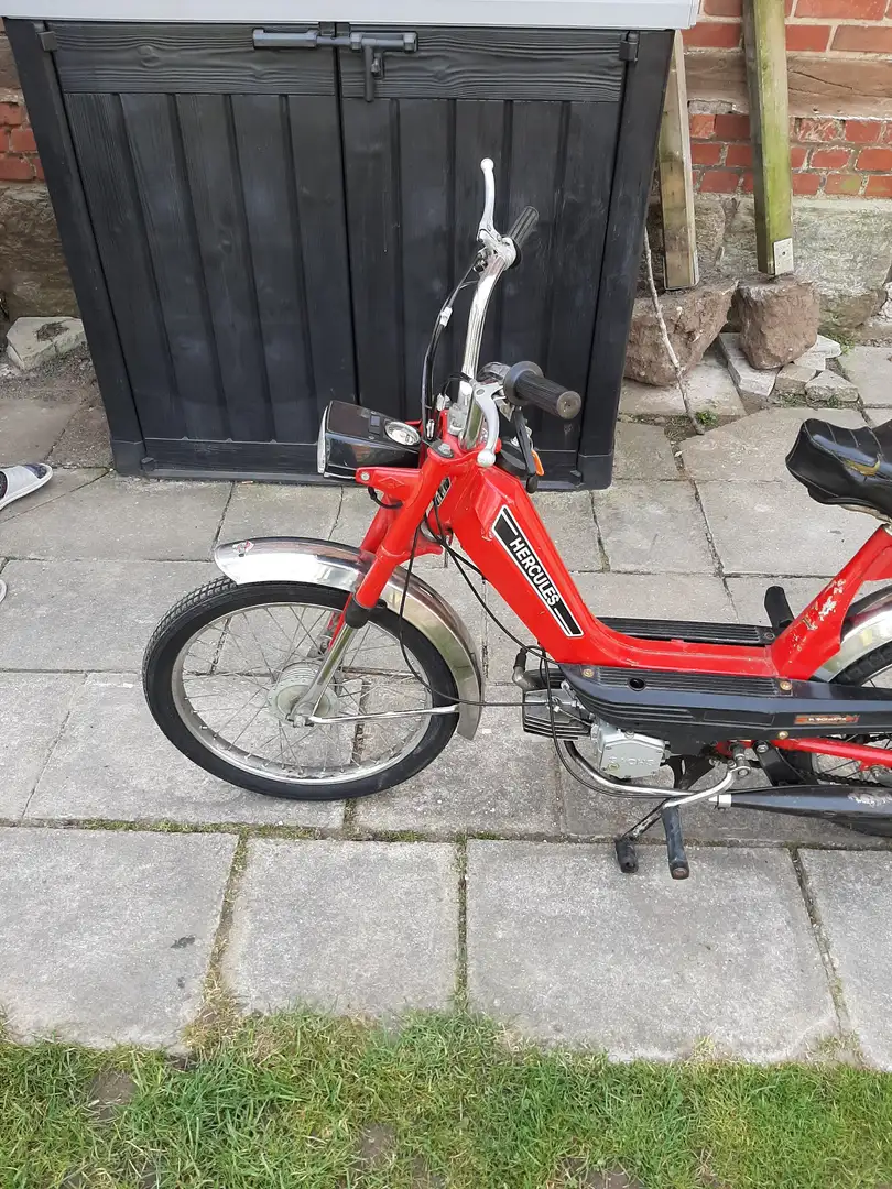 Hercules Prima 2 M2 Červená - 2