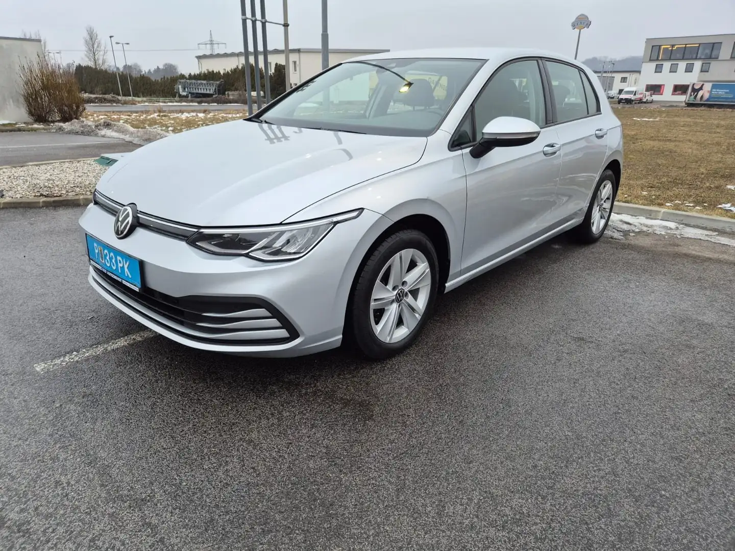 Volkswagen Golf 2,0 TDI Lmousine Grau - 1