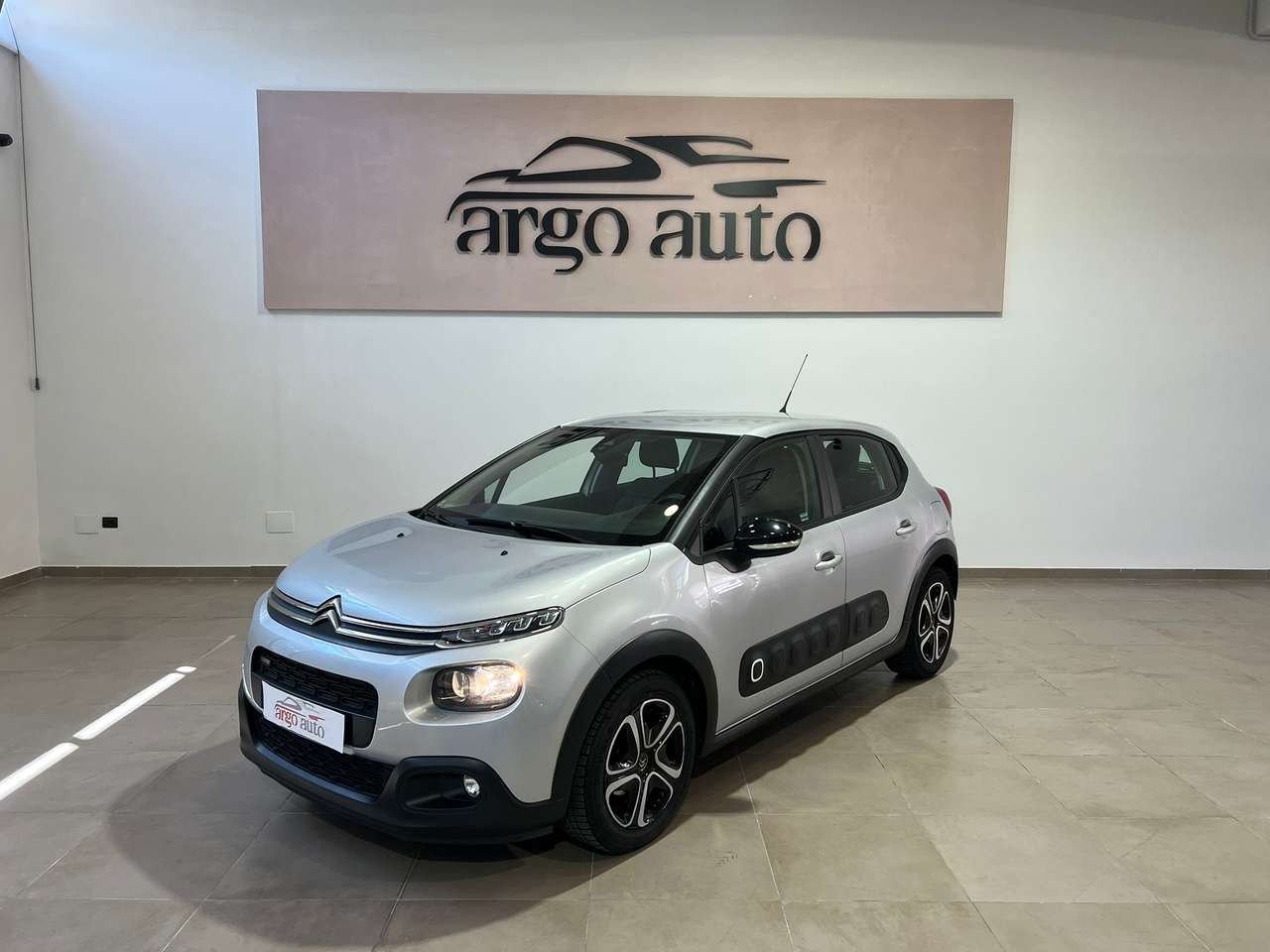 Citroen C3 C3 III 2017 1.2 Feel Gpl 82cv neopatentati