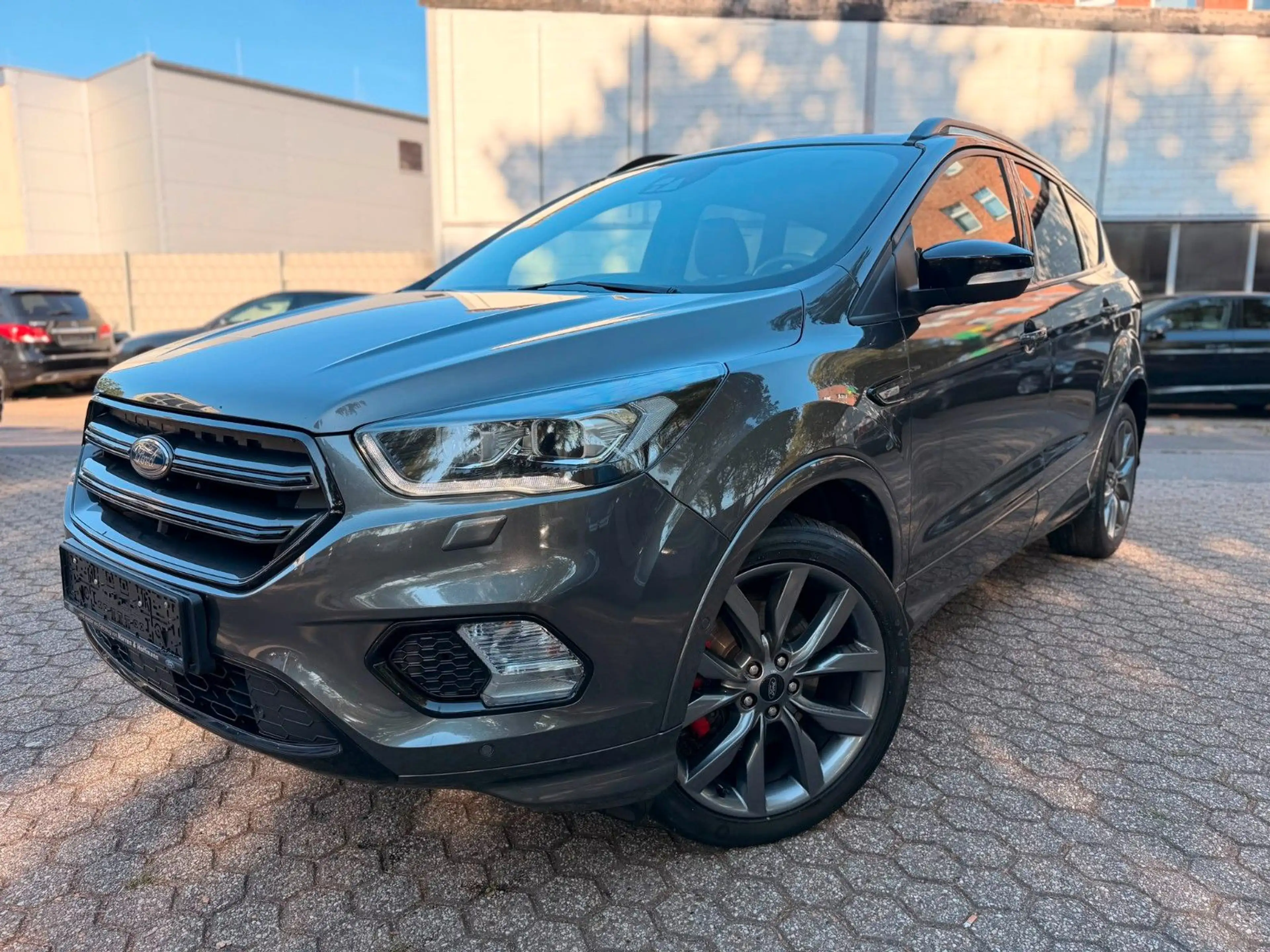 Ford Kuga 2.0 TDCi Automatik  ST-Line