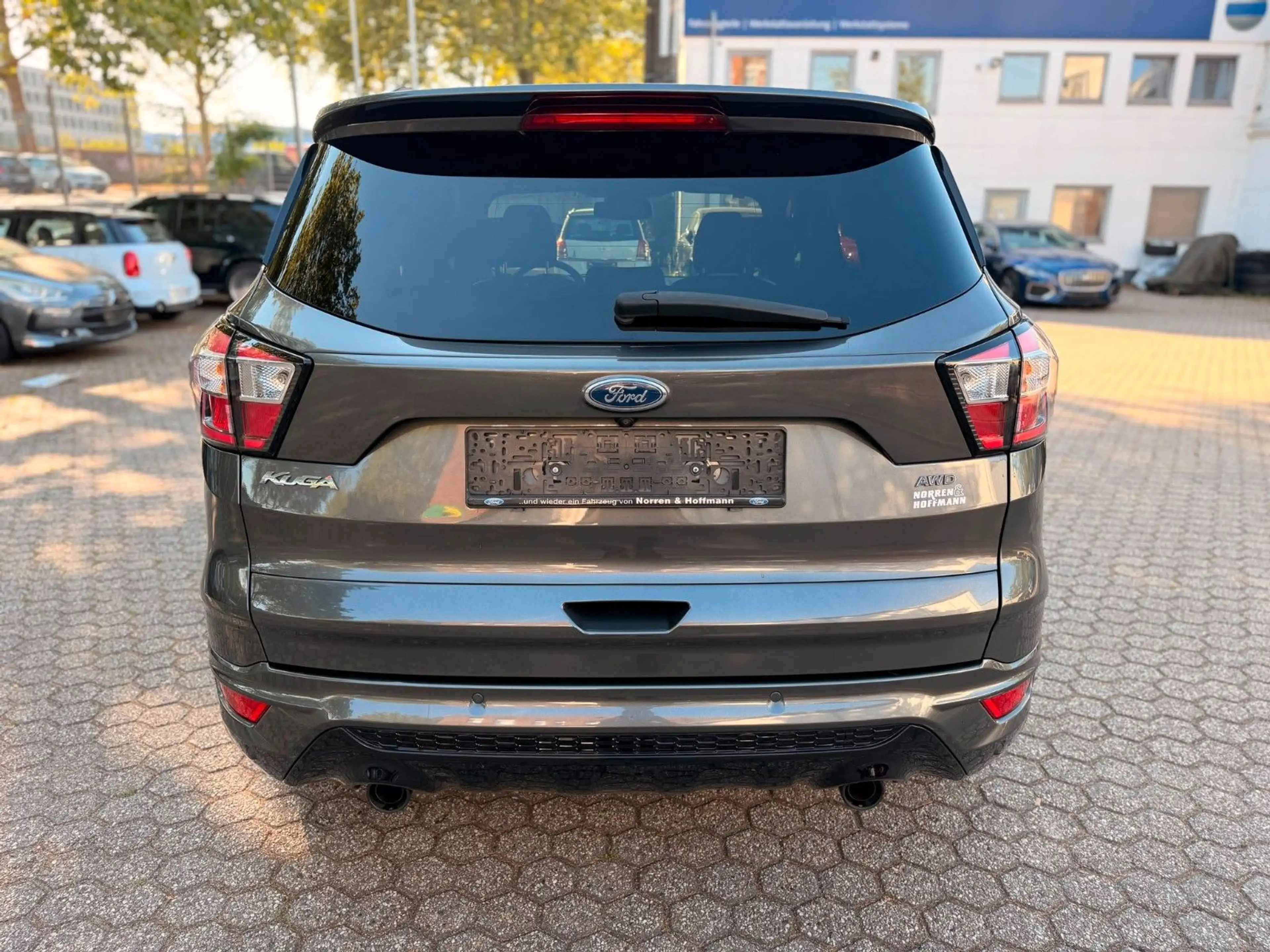 Ford Kuga 2.0 TDCi Automatik ST-Line — photo 5