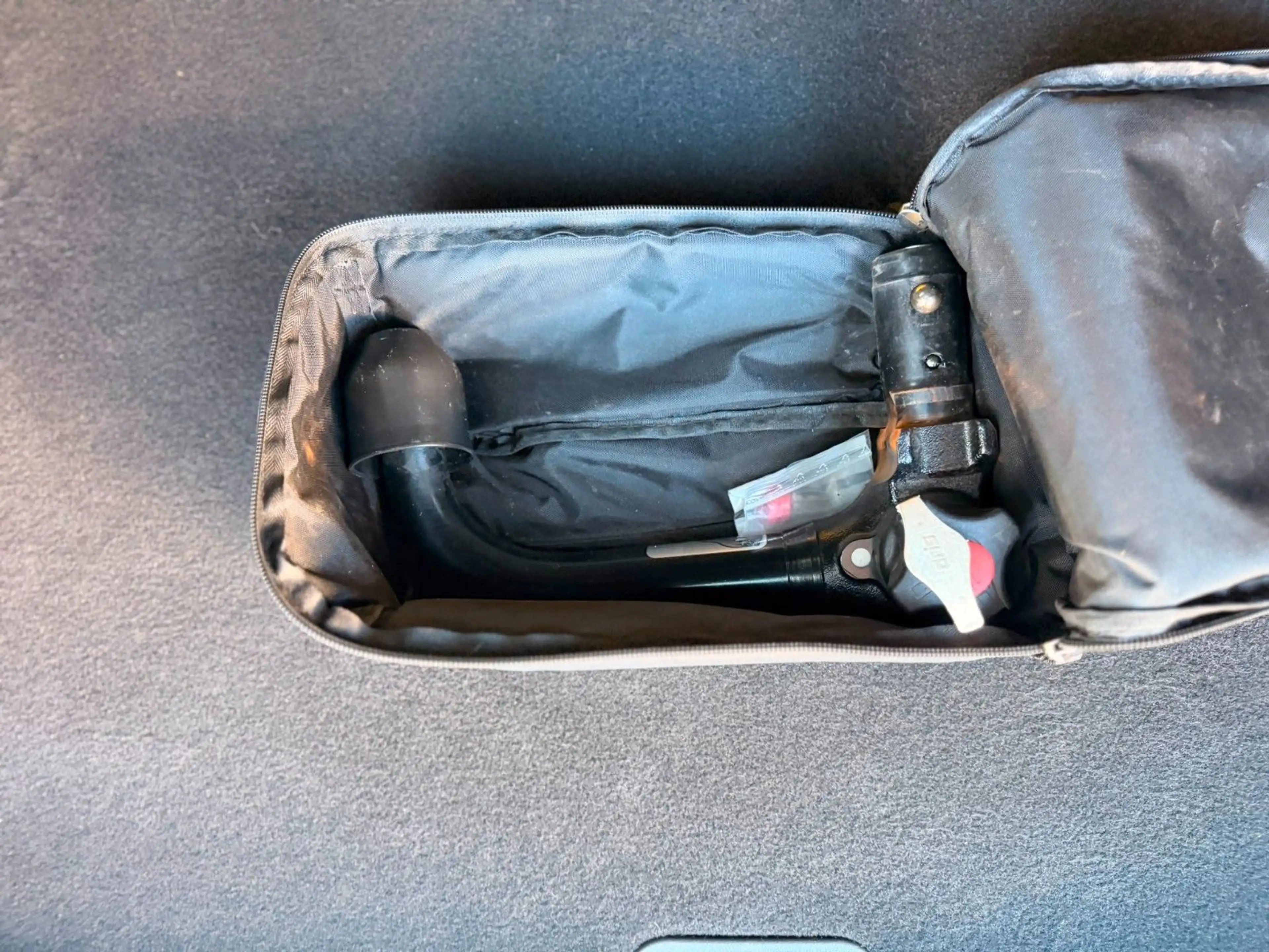 Ford Kuga 2.0 TDCi Automatik ST-Line — photo 14