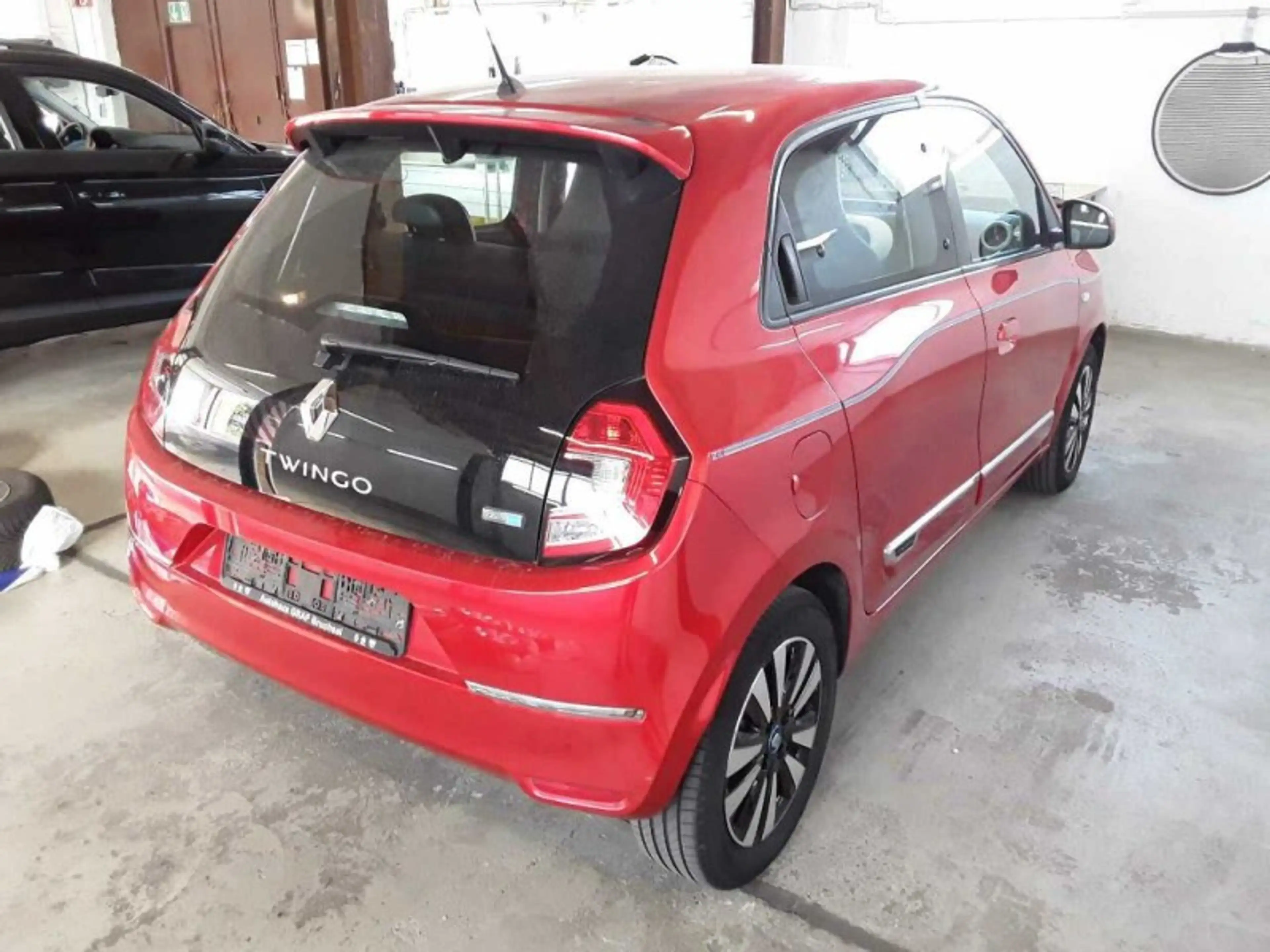 Renault Twingo Intens*SHZ*Tempomat*CarPlay*Navi*Leder* — photo 2