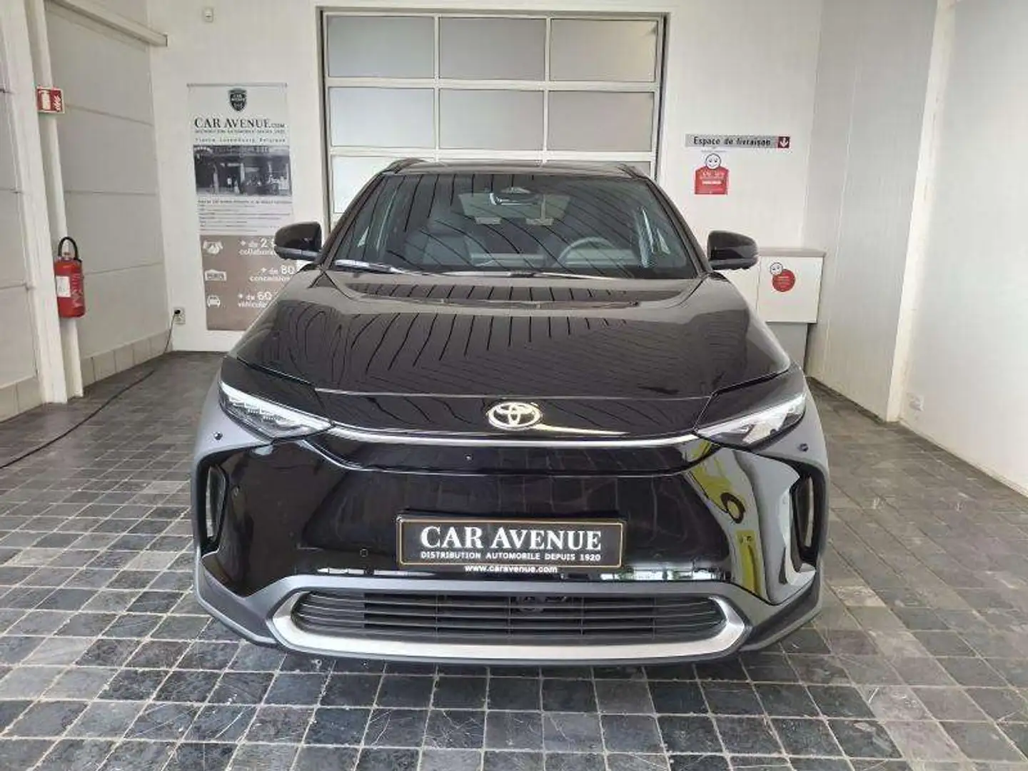 Toyota bZ4X EXECUTIVE Zwart - 2