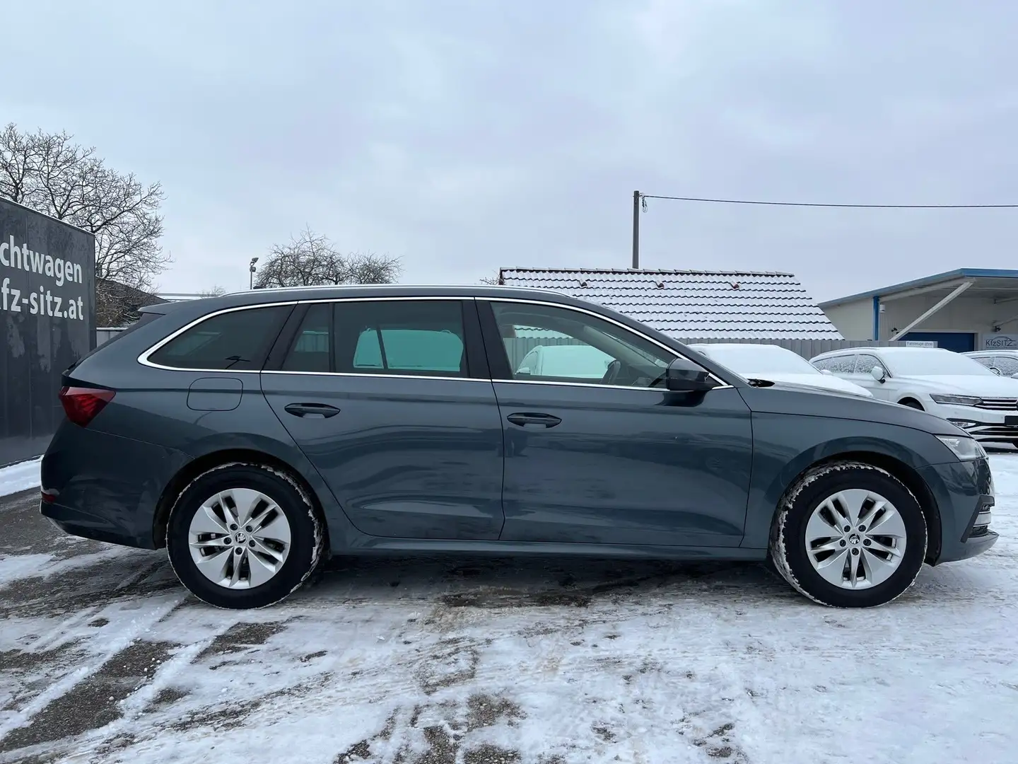 Skoda Octavia Combi 2,0 TDI Ambition DSG | ACC/RFK Grau - 2