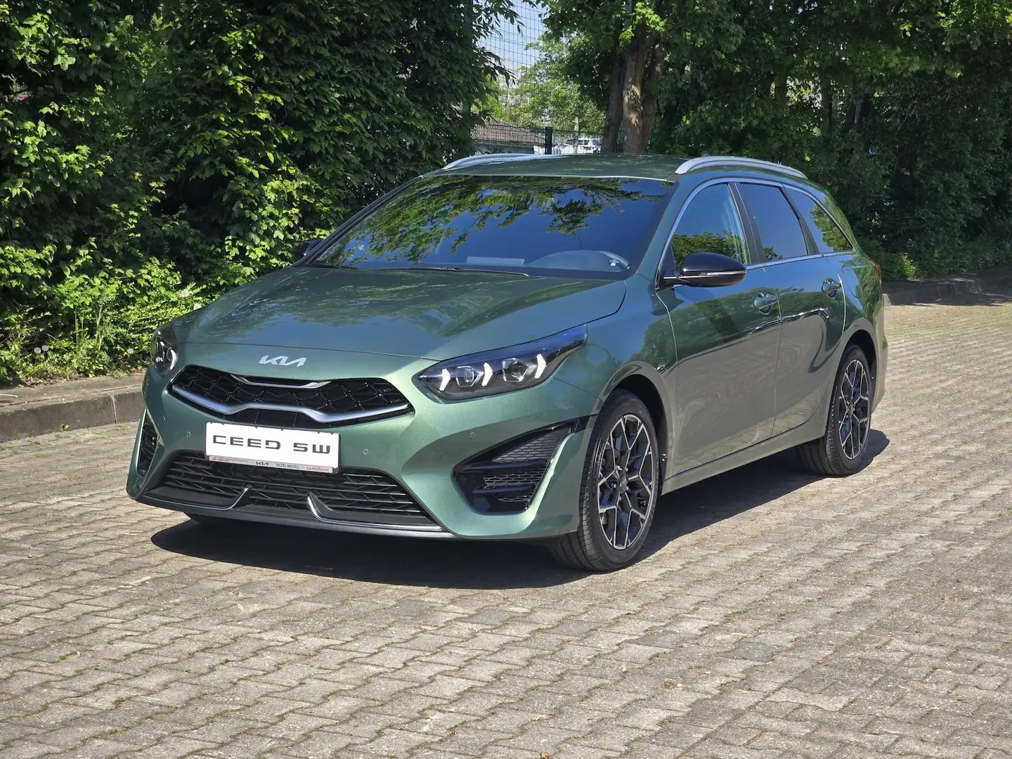 Kia Ceed SW / cee'd SW cee´d Sportswagon 1.5 T-GDI GT-Line Tech AKTION Vert - 2