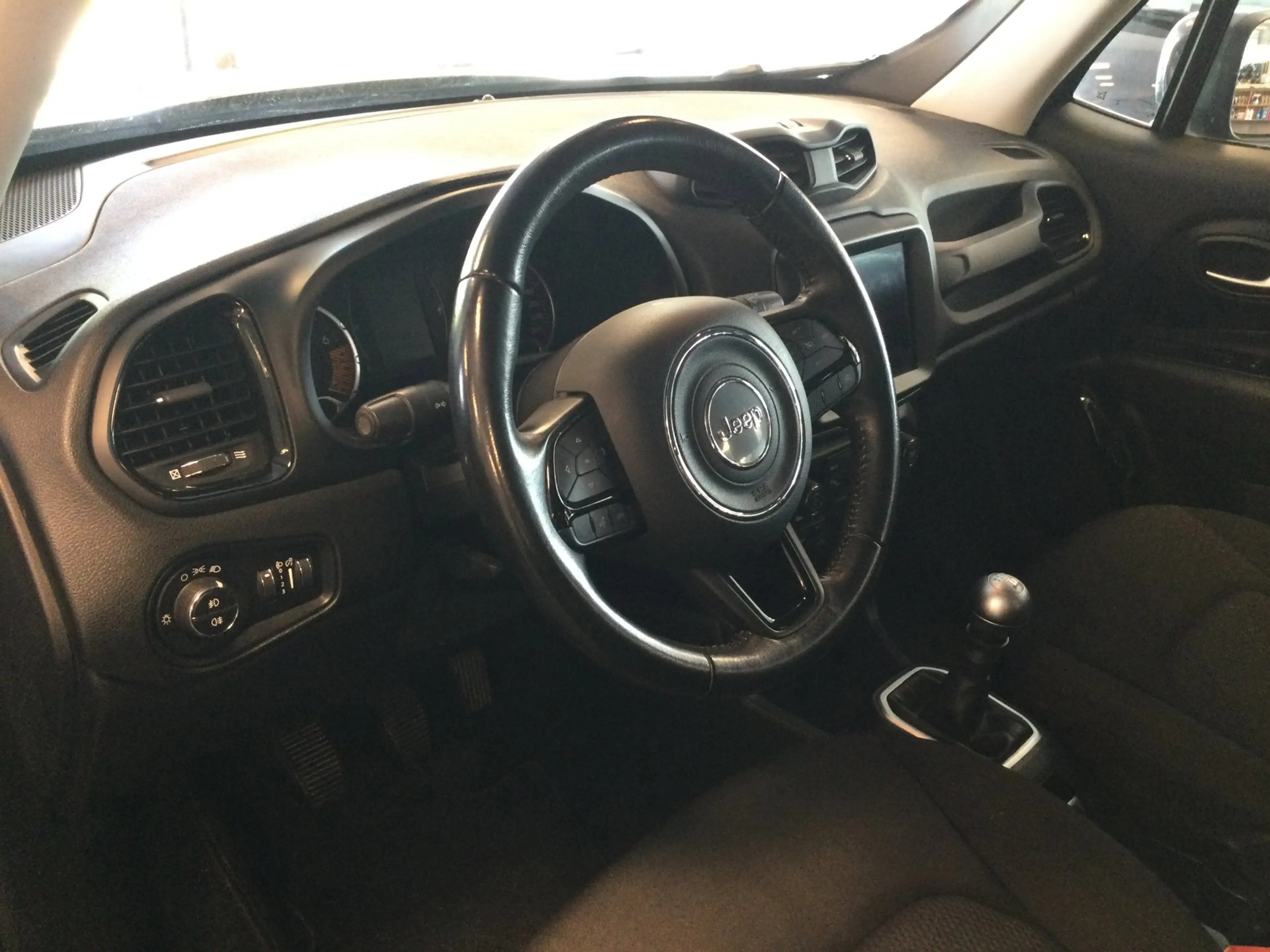 Jeep Renegade 1.0T Sport PDC--Navigatie--4 x All season Nieuw — photo 7