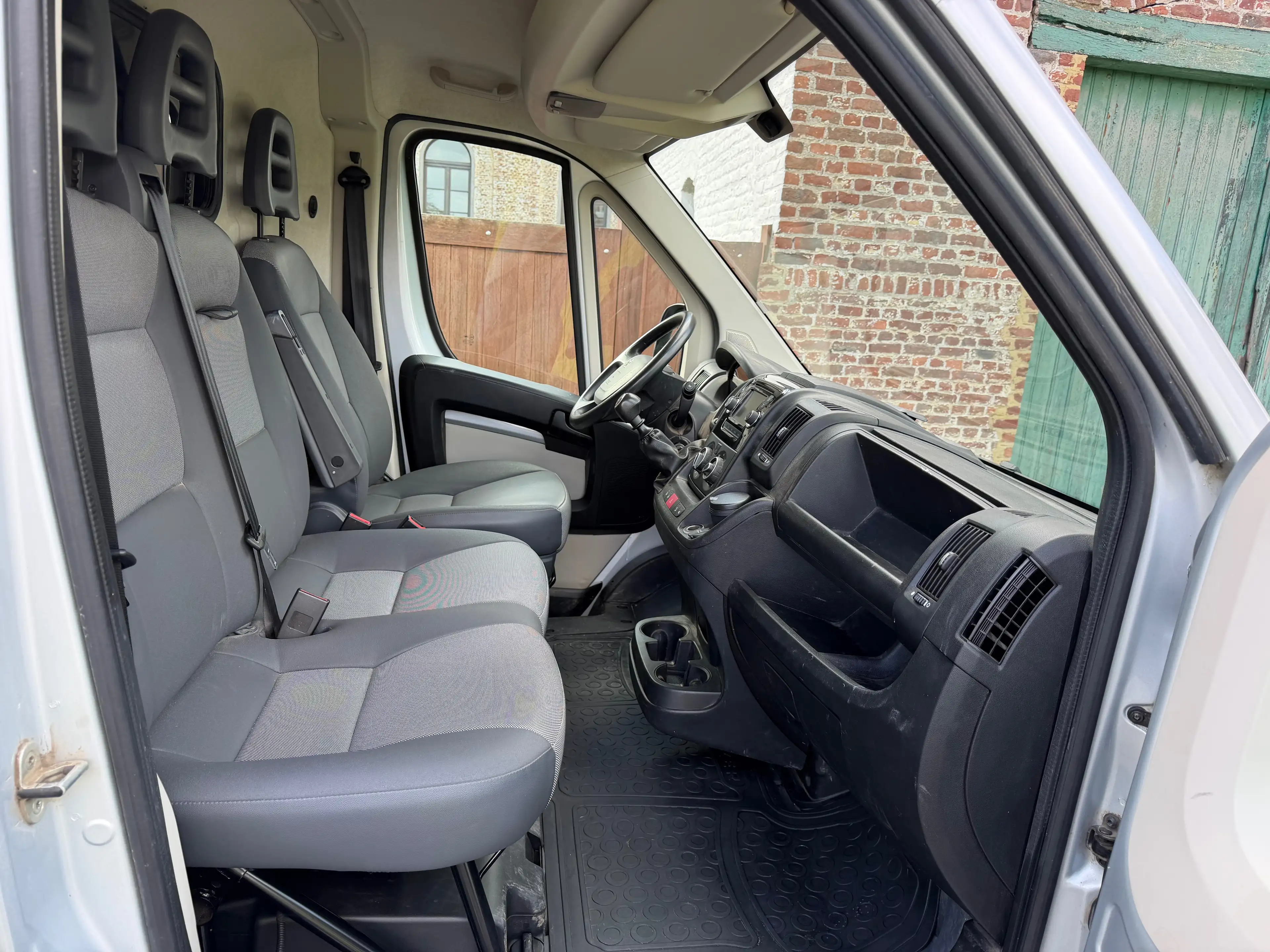 Peugeot Boxer 2.0 BlueHDi L3H2 Utility S/S *3 PLACES || AIRCO || TVA* — photo 8
