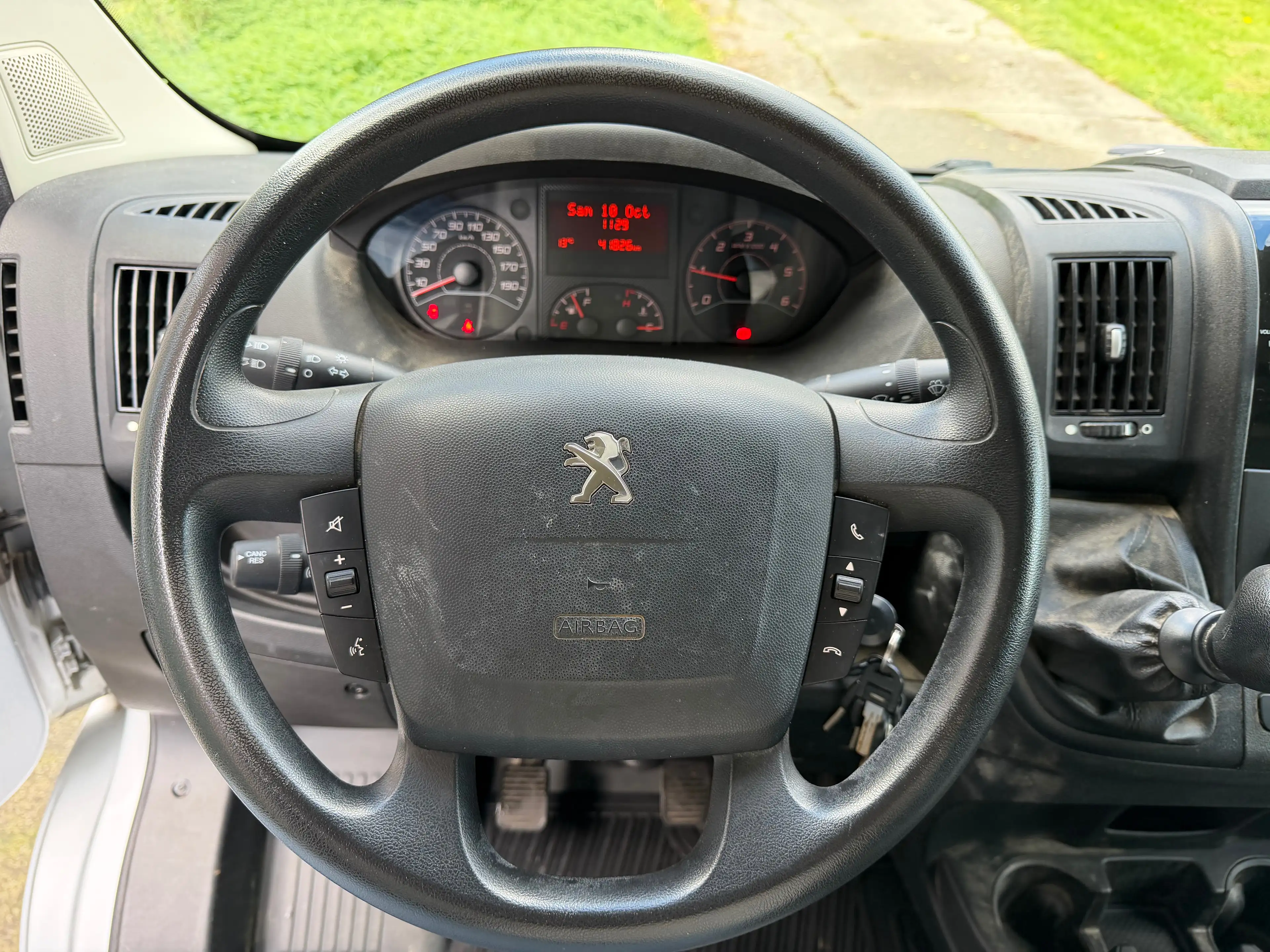 Peugeot Boxer 2.0 BlueHDi L3H2 Utility S/S *3 PLACES || AIRCO || TVA* — photo 12