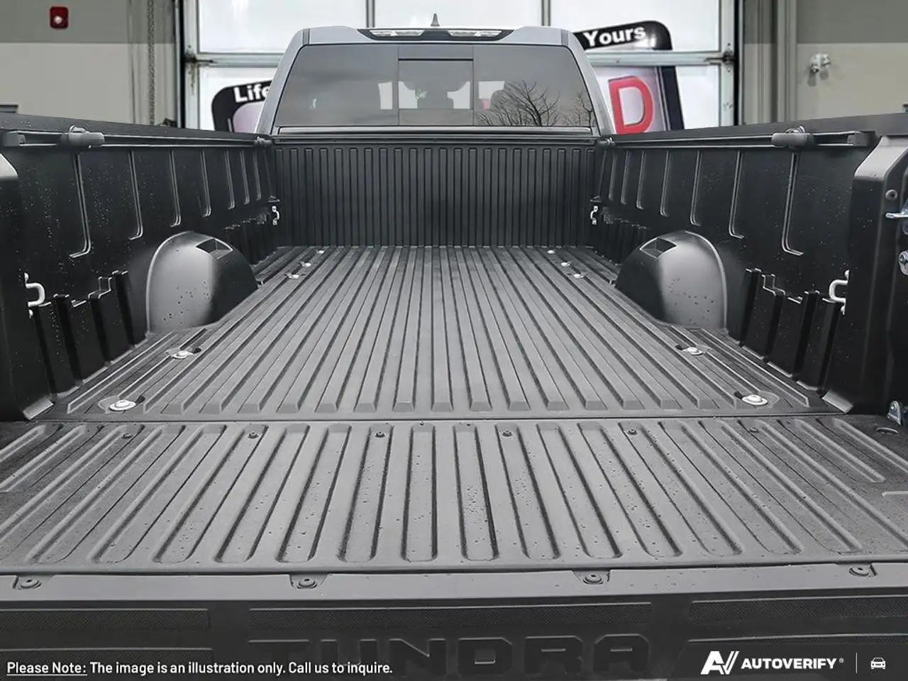 Toyota Tundra снимка Toyota Tundra