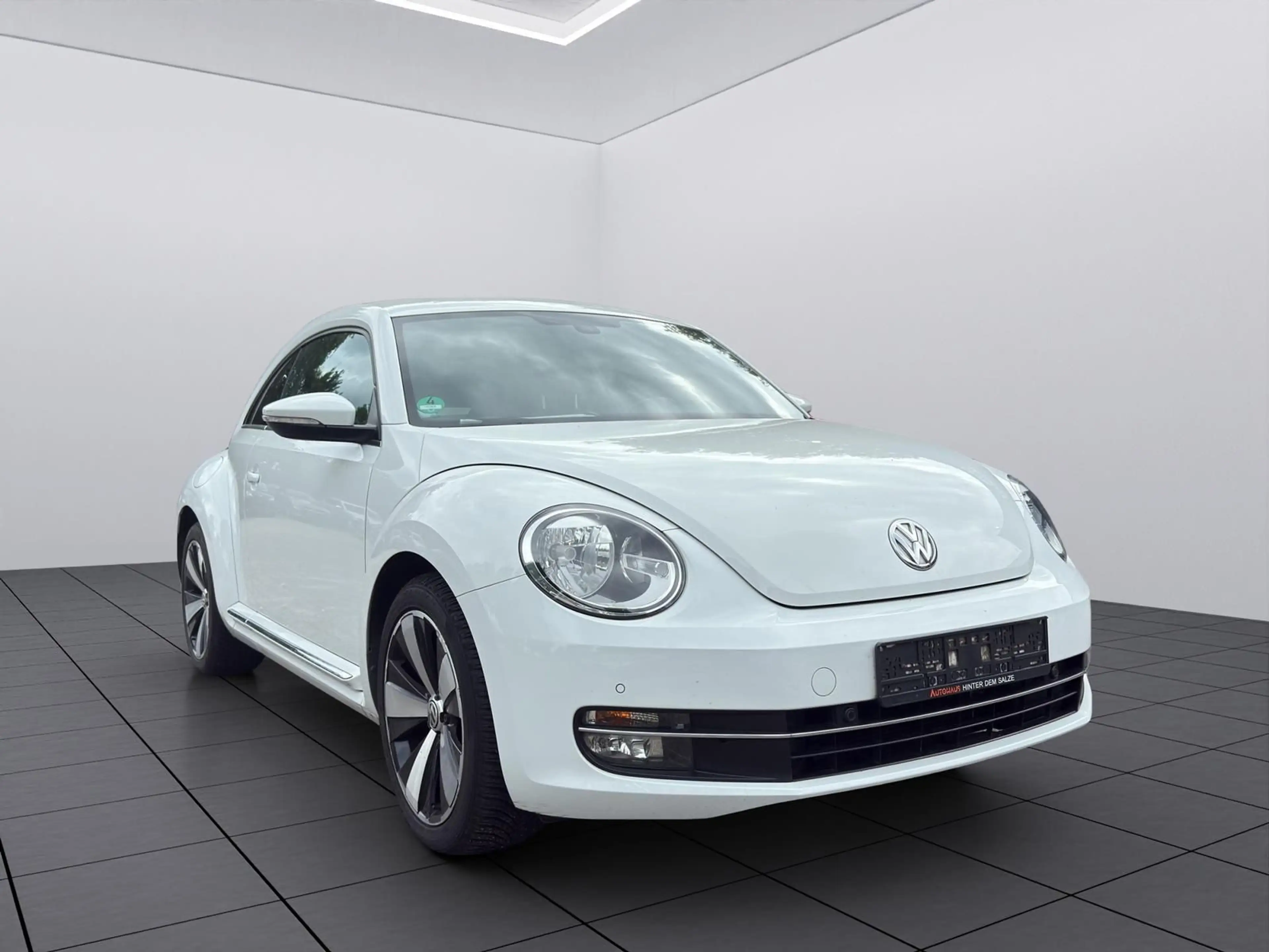 Volkswagen Beetle Design 1.2 TSI NAVI|SHZ|ALLWETTER — photo 8