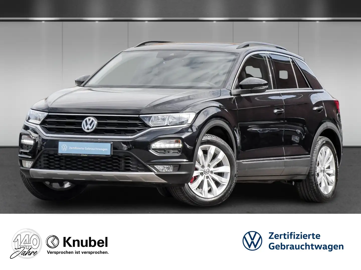 Volkswagen T-Roc Sport 2.0 TSI DSG 4M. Pano Navi ACC Zwart - 1