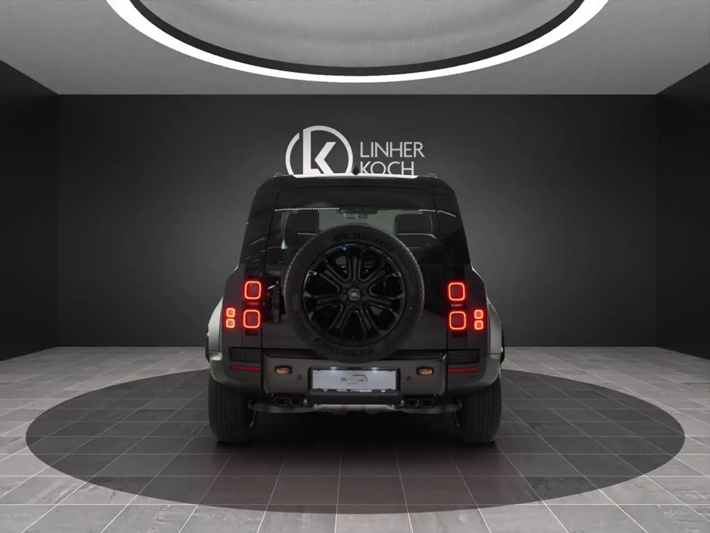 Land Rover Defender V8 OCTA Edition One Grau - 2