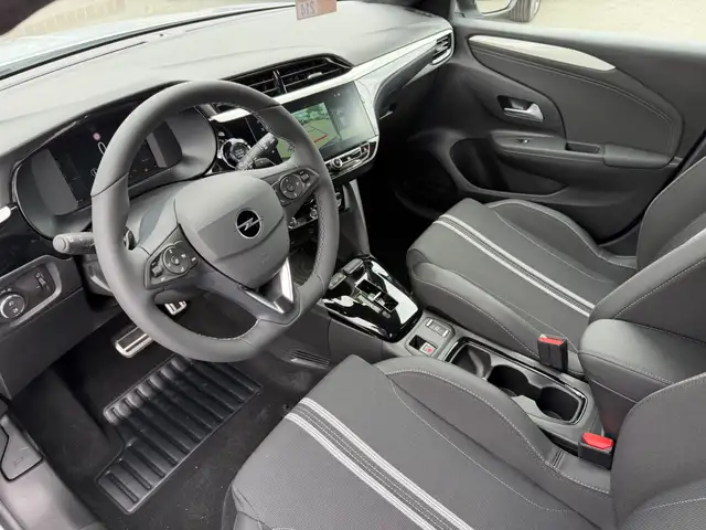Opel Corsa view 12