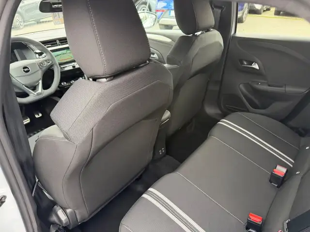 Opel Corsa view 18