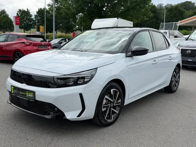 Opel Corsa view 2