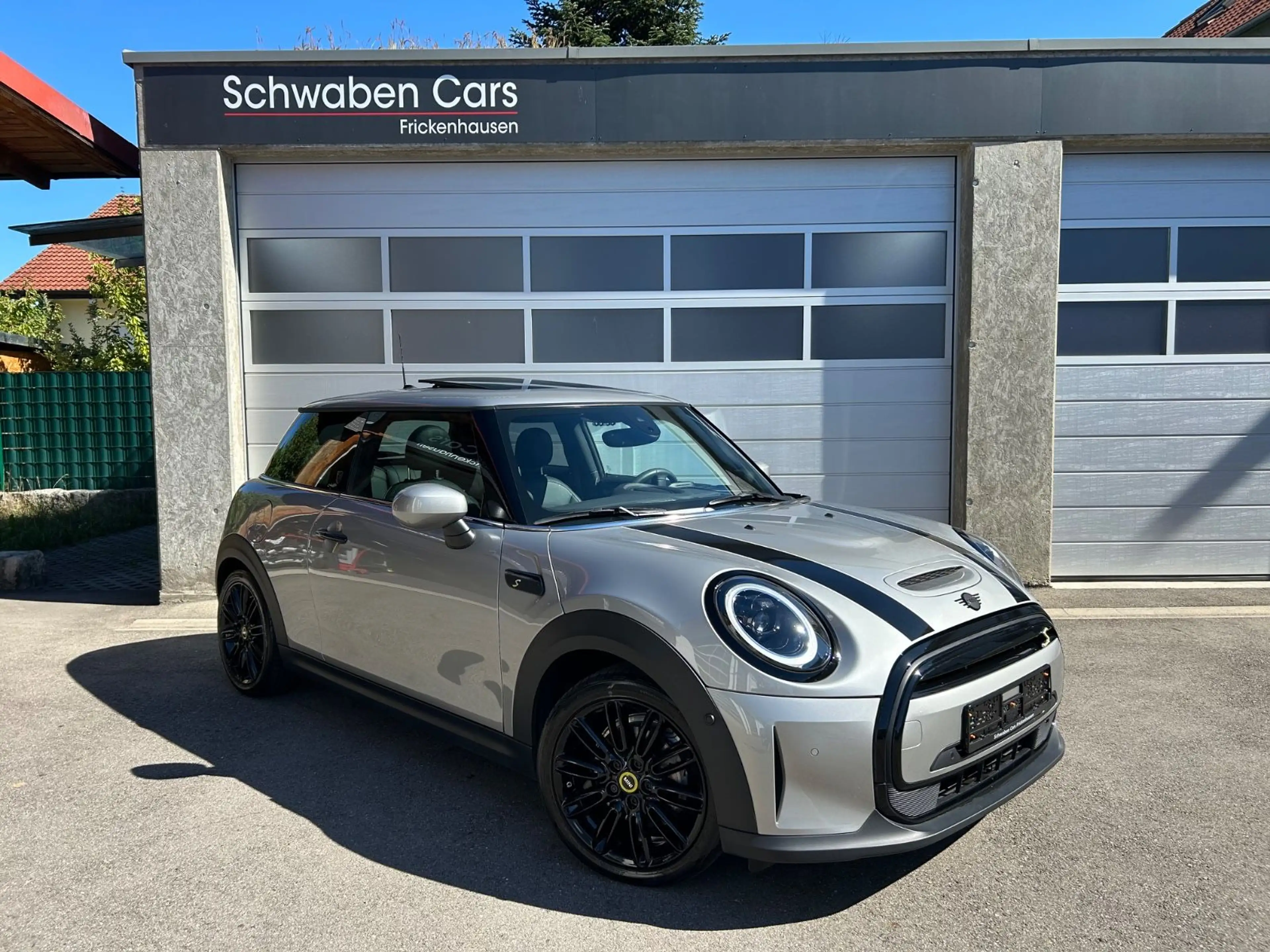 MINI Cooper SE "YOURS" Panorama HUD HiFi H&K LED — photo 8
