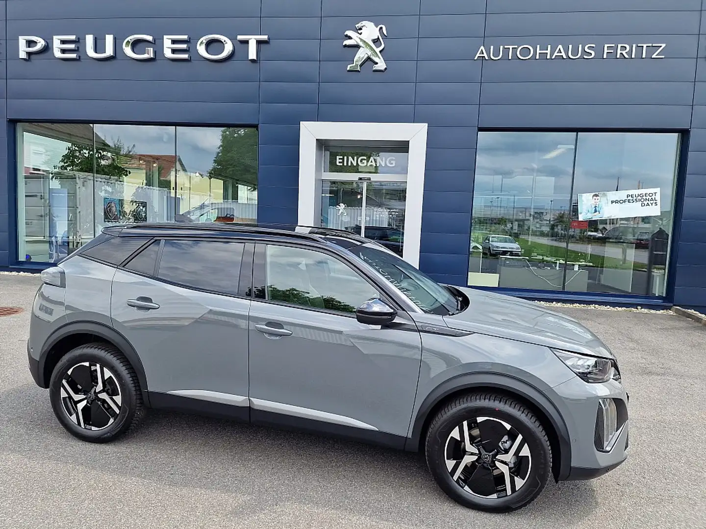Peugeot e-2008 54kWh GT "sofort verfügbar" Серый - 2