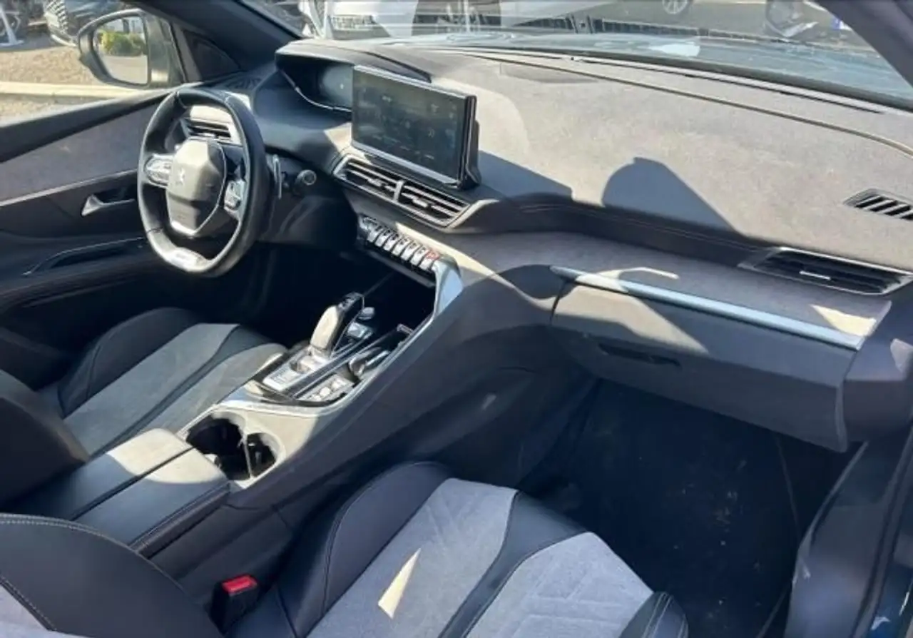 Peugeot 3008 3008 Plug-In Hybrid — photo 6