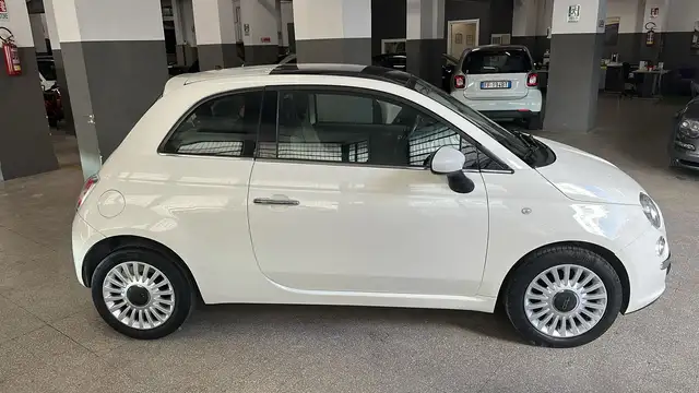 Fiat 500 view 3