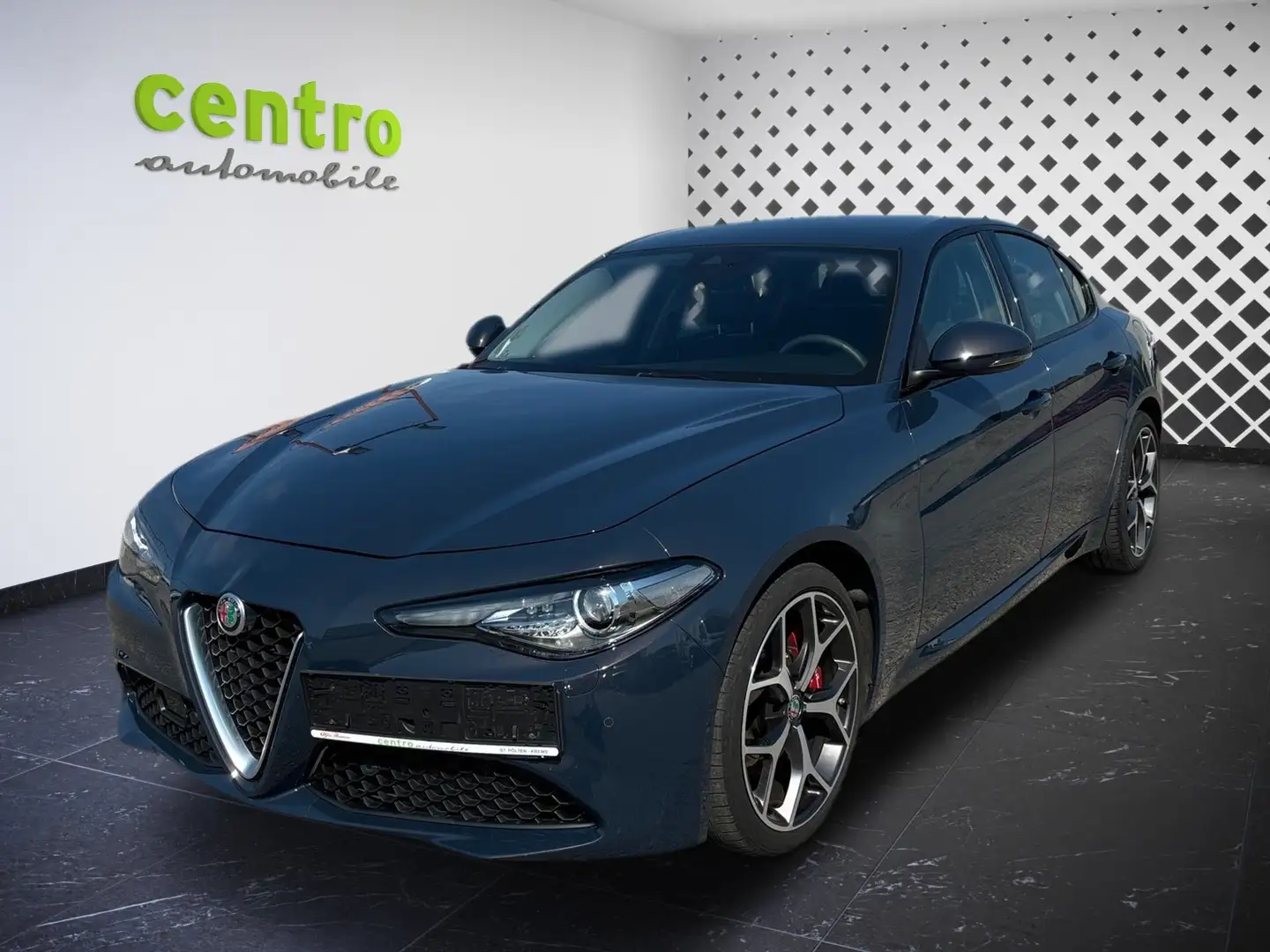 Alfa Romeo Giulia Super 2.0 200 Blau - 1