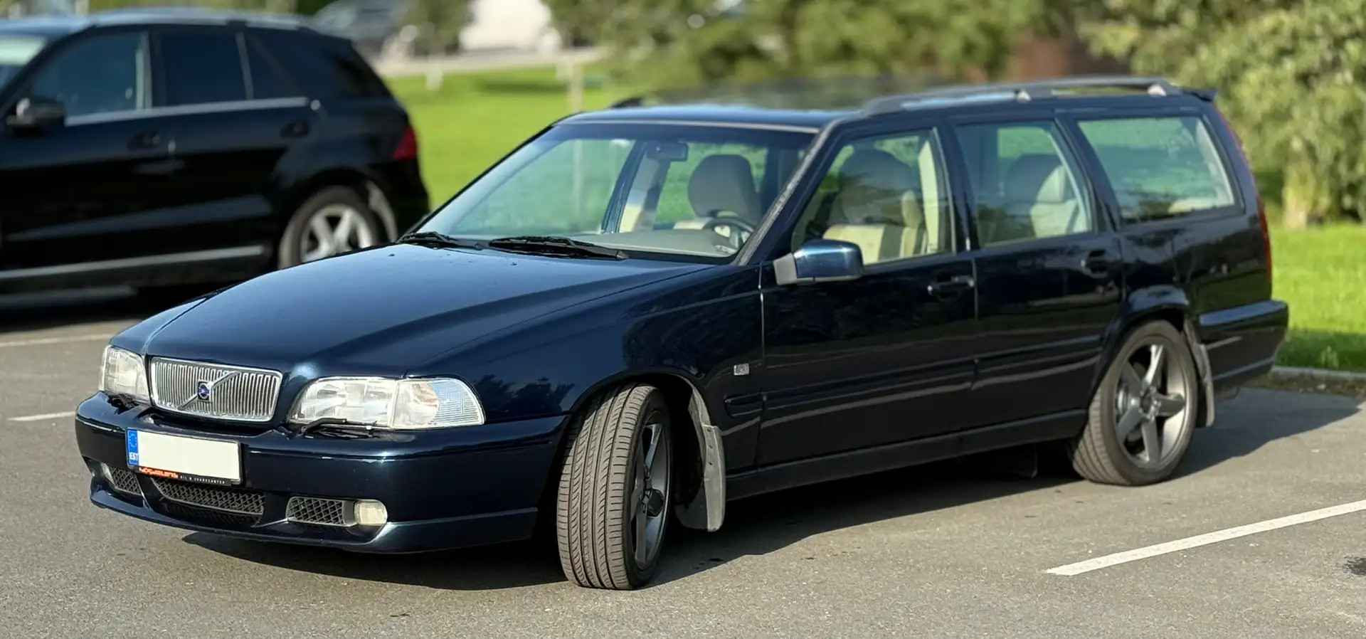 Volvo V70 R AWD Blau - 2
