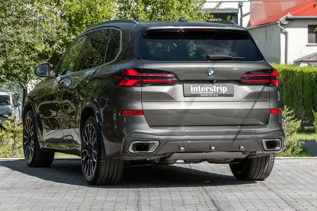 BMW X5 X5 view 4