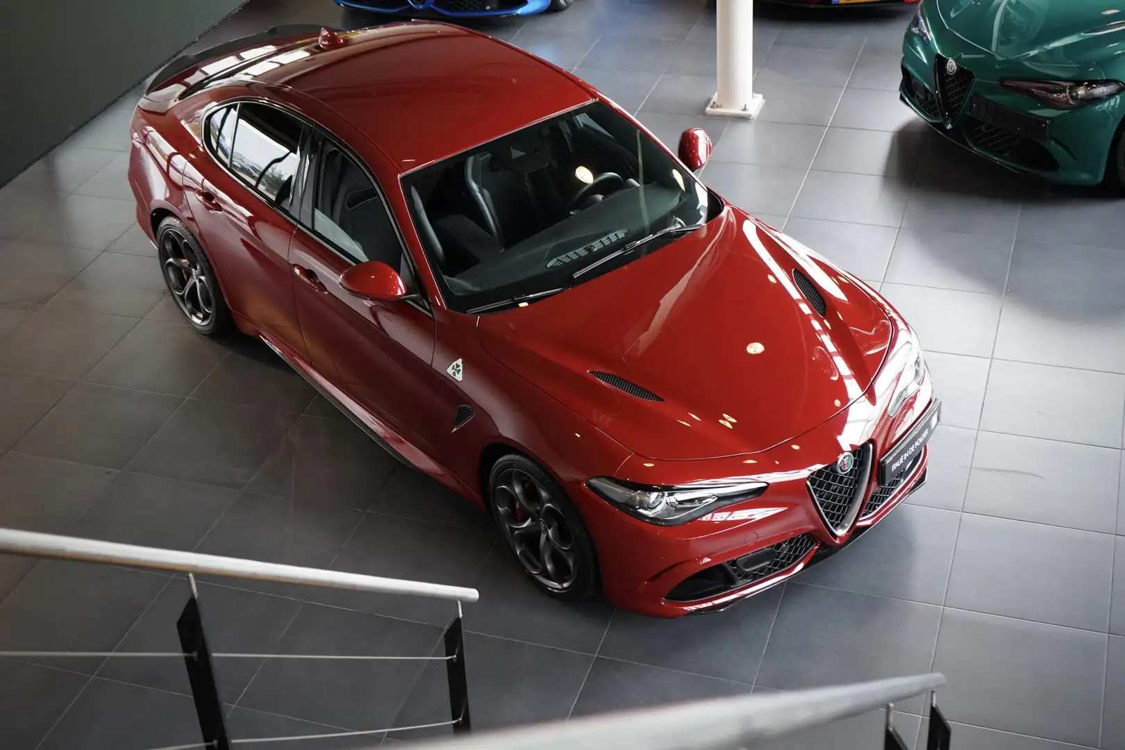 Alfa Romeo Giulia 2.9 V6 Quadrifoglio H6 Rot - 1