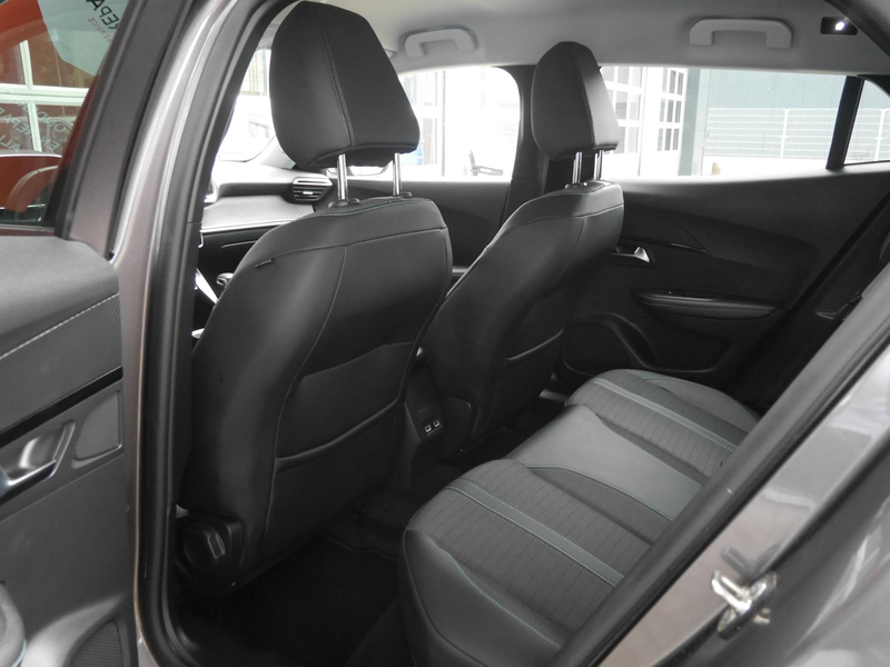 Peugeot 2008 1.2 PureTech Allure | 130PK | Adaptieve CruiseCont — photo 10