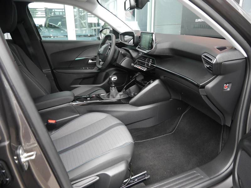 Peugeot 2008 1.2 PureTech Allure | 130PK | Adaptieve CruiseCont — photo 15
